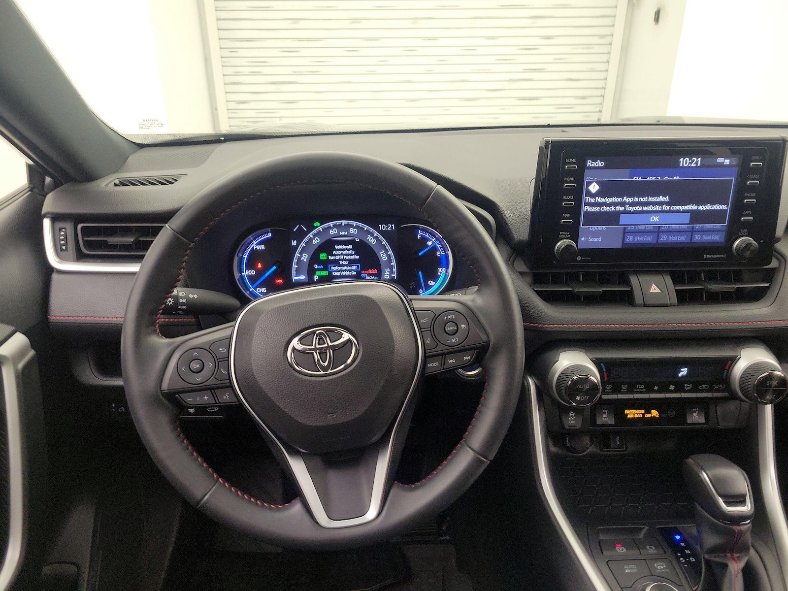 2021 Toyota RAV4 SE - Photo 11