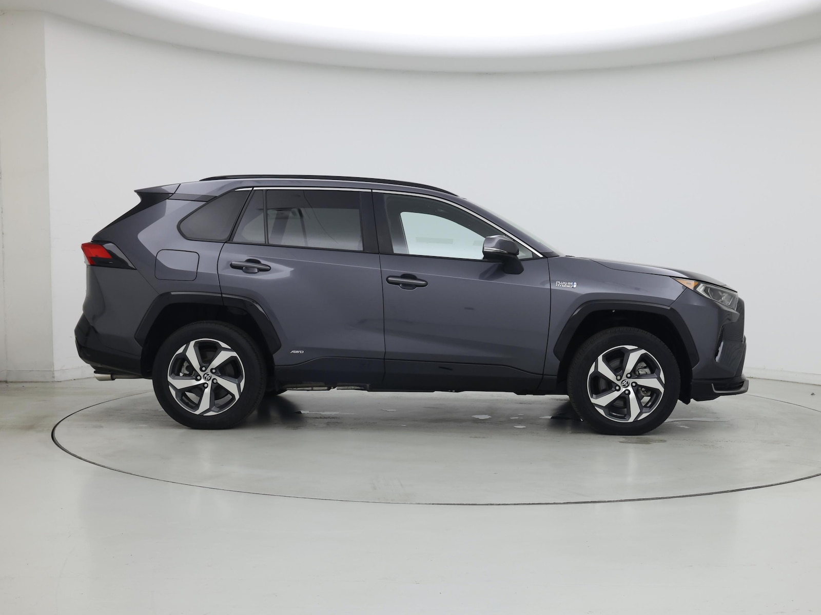 2021 Toyota RAV4 SE - Photo 8