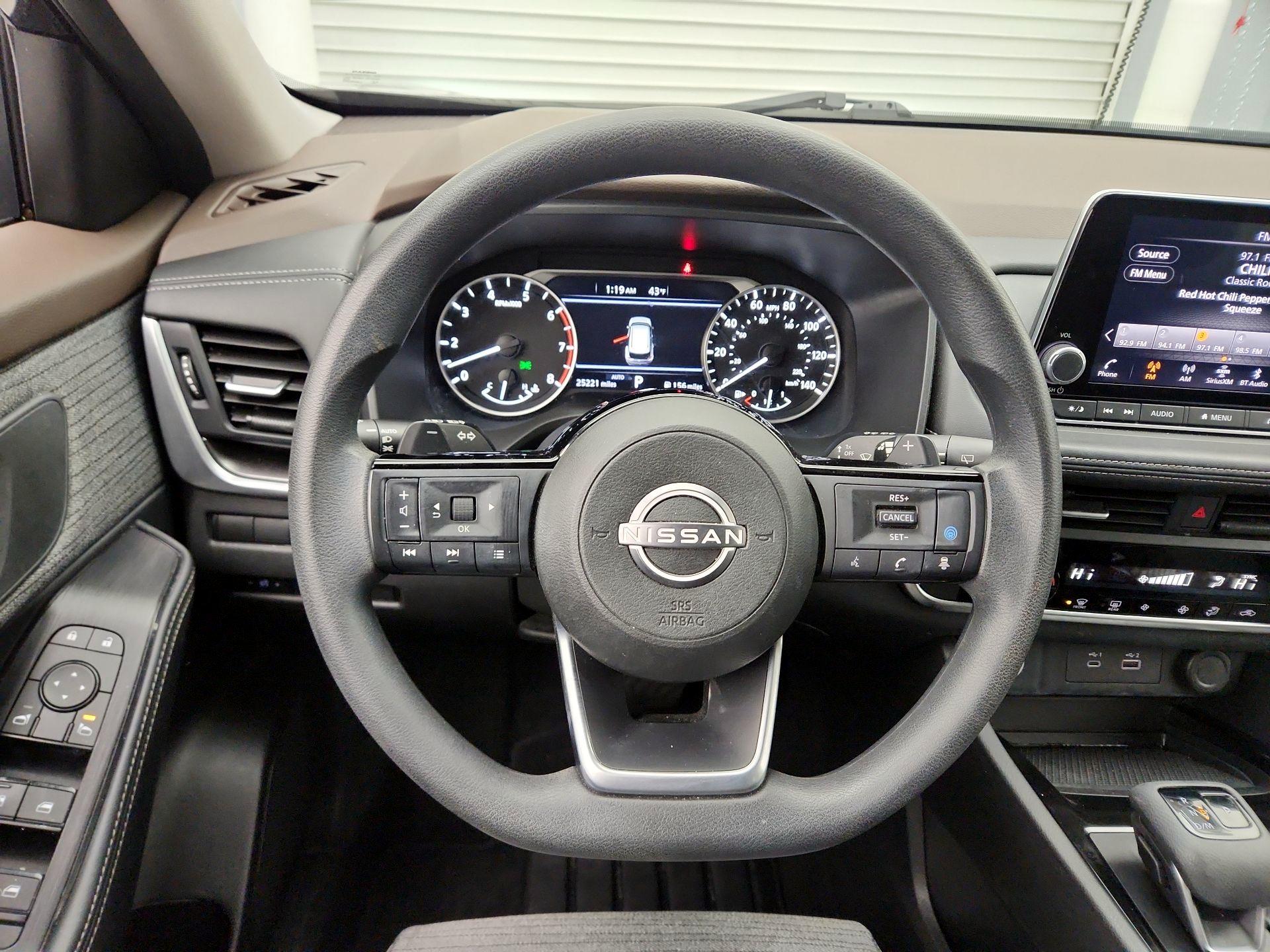 Thumbnail: 2023 Nissan Rogue - 10