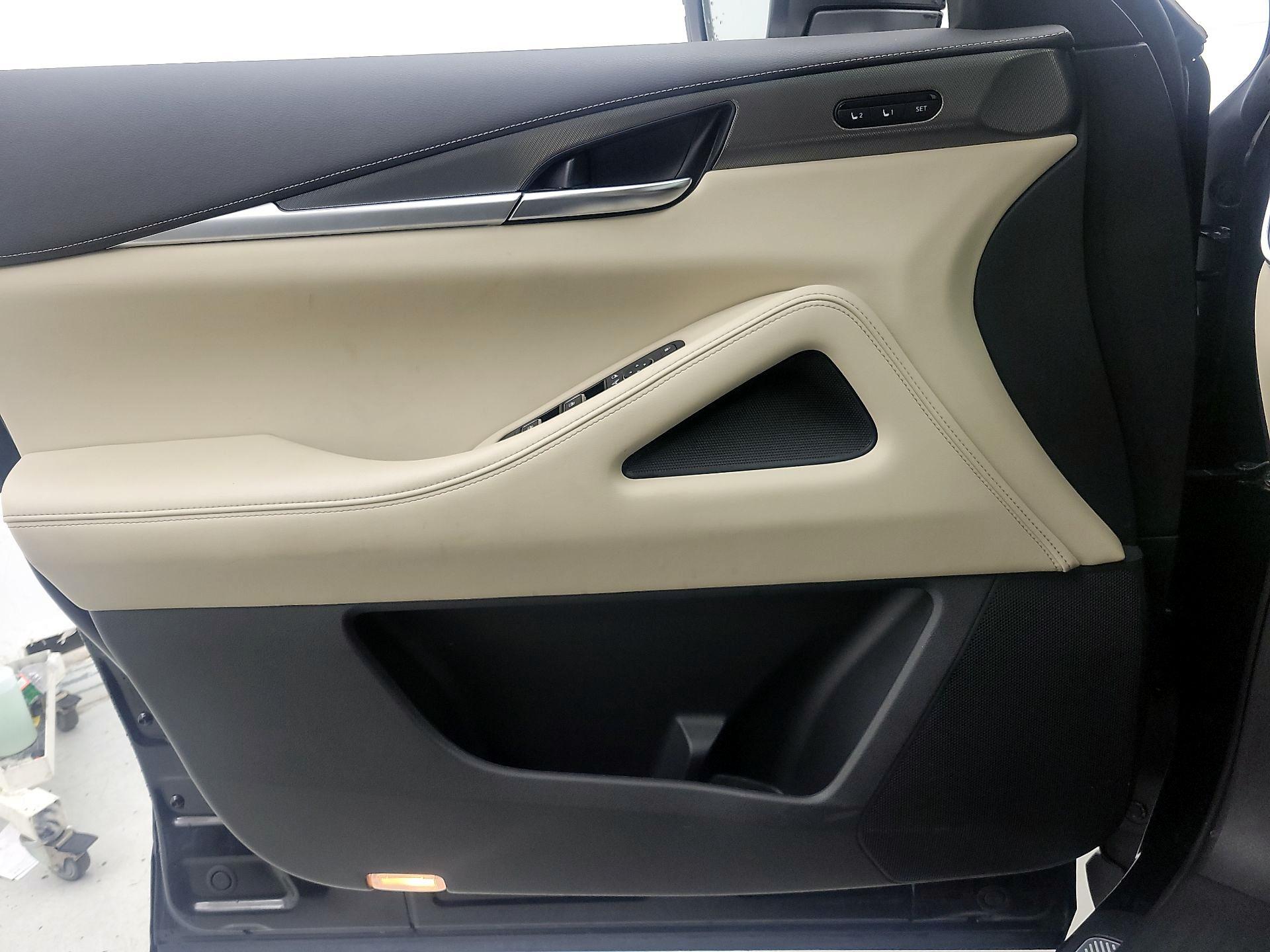 Thumbnail: 2023 INFINITI QX60 - 12