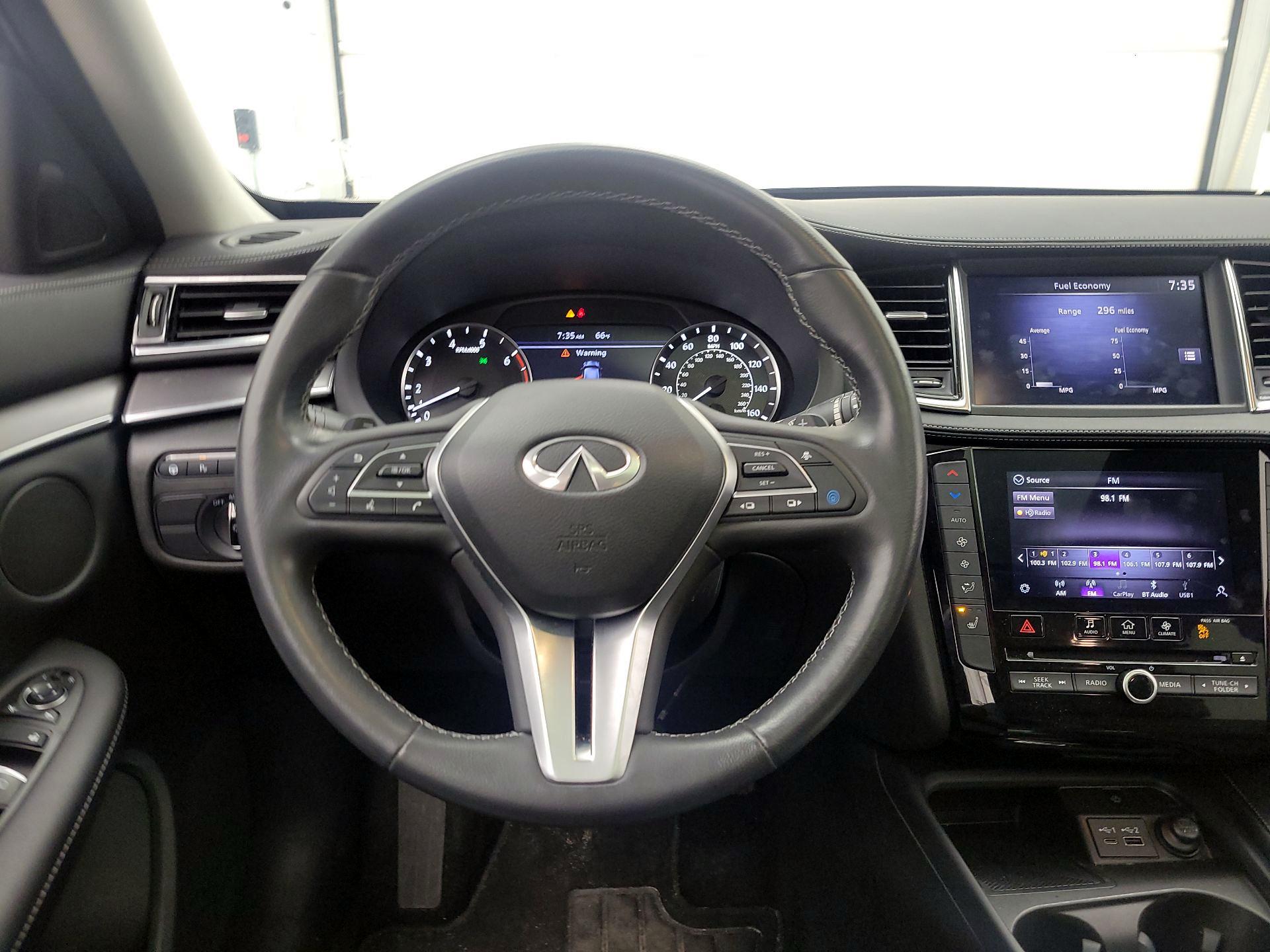 Thumbnail: 2023 INFINITI QX50 - 10