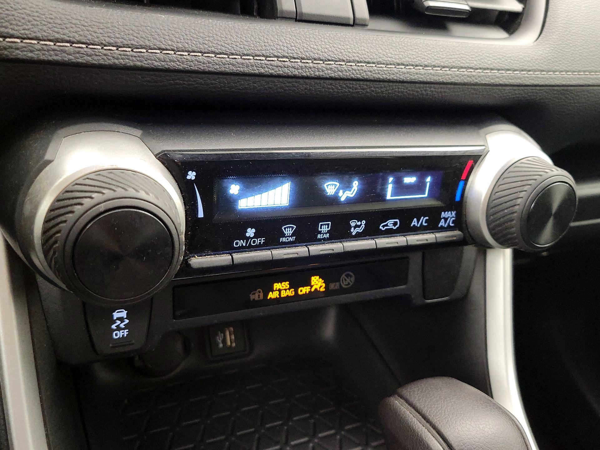 Thumbnail: 2023 Toyota RAV4 - 16