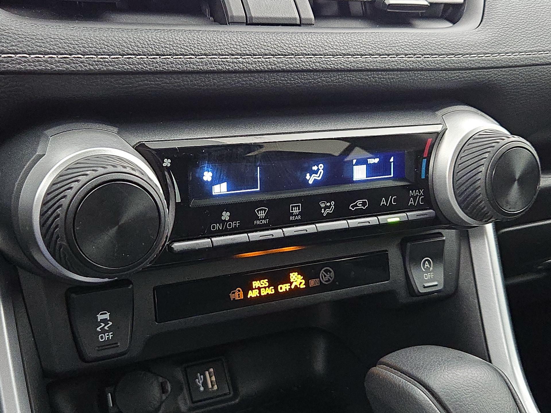 Thumbnail: 2024 Toyota RAV4 - 16