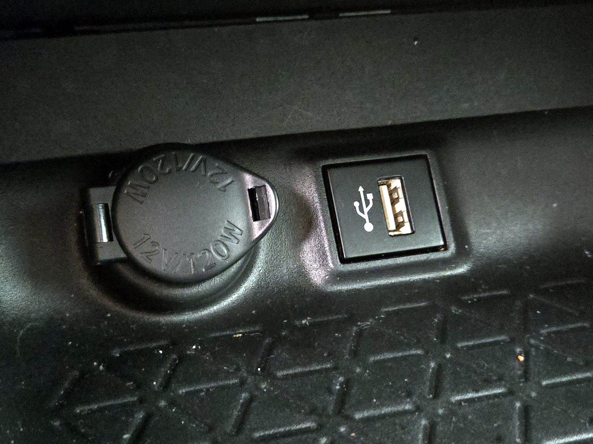 Thumbnail: 2024 Toyota RAV4 - 18