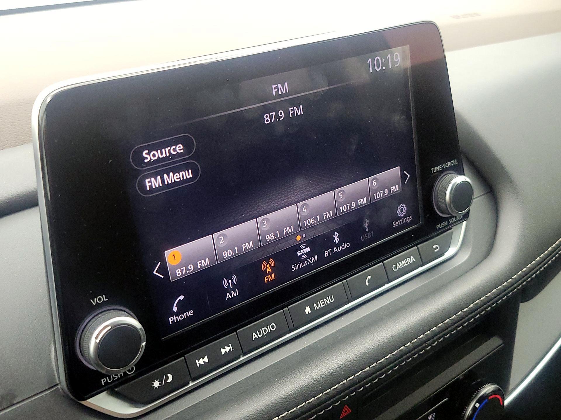 Thumbnail: 2023 Nissan Rogue - 15