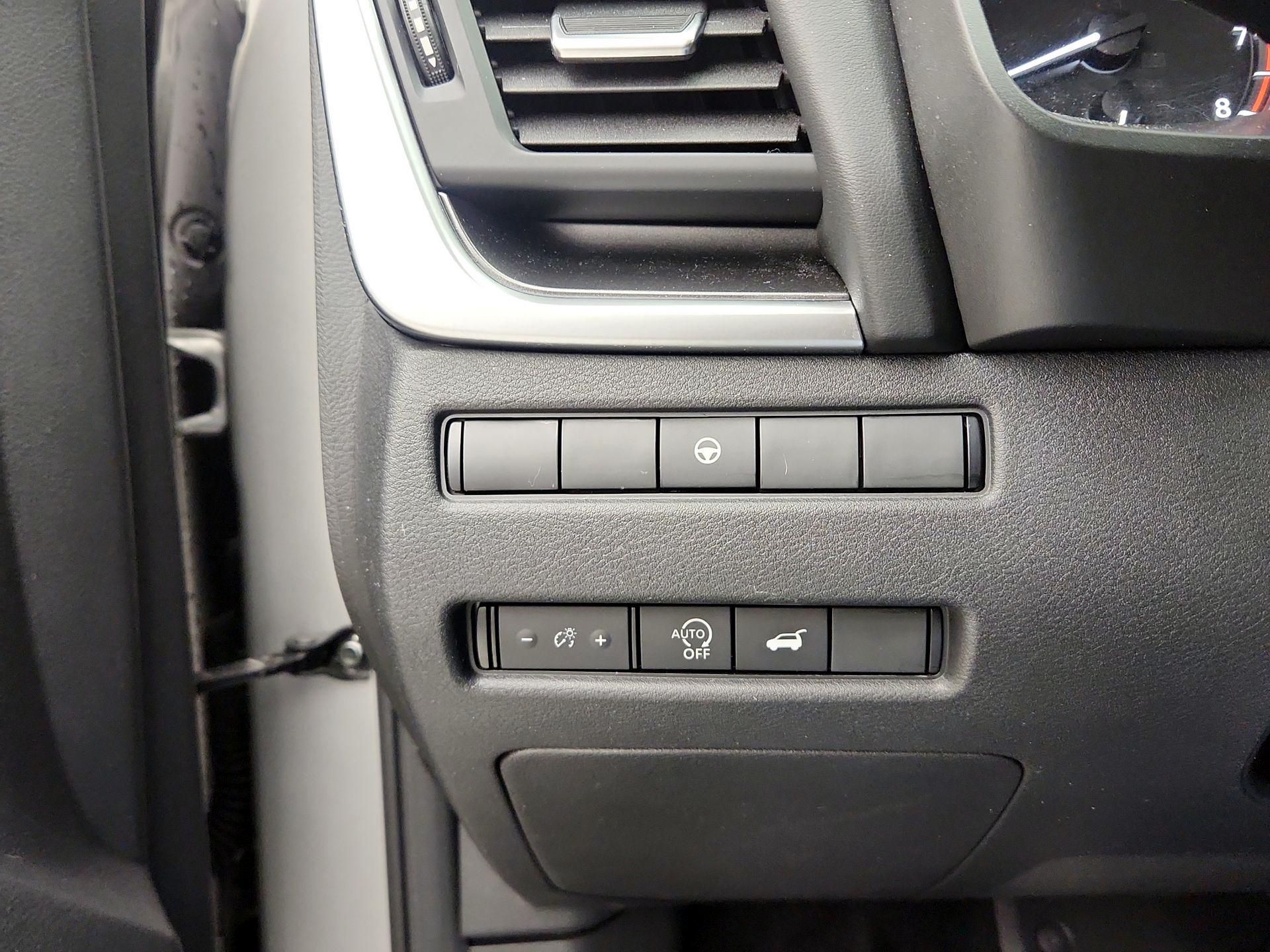 Thumbnail: 2023 Nissan Rogue - 13