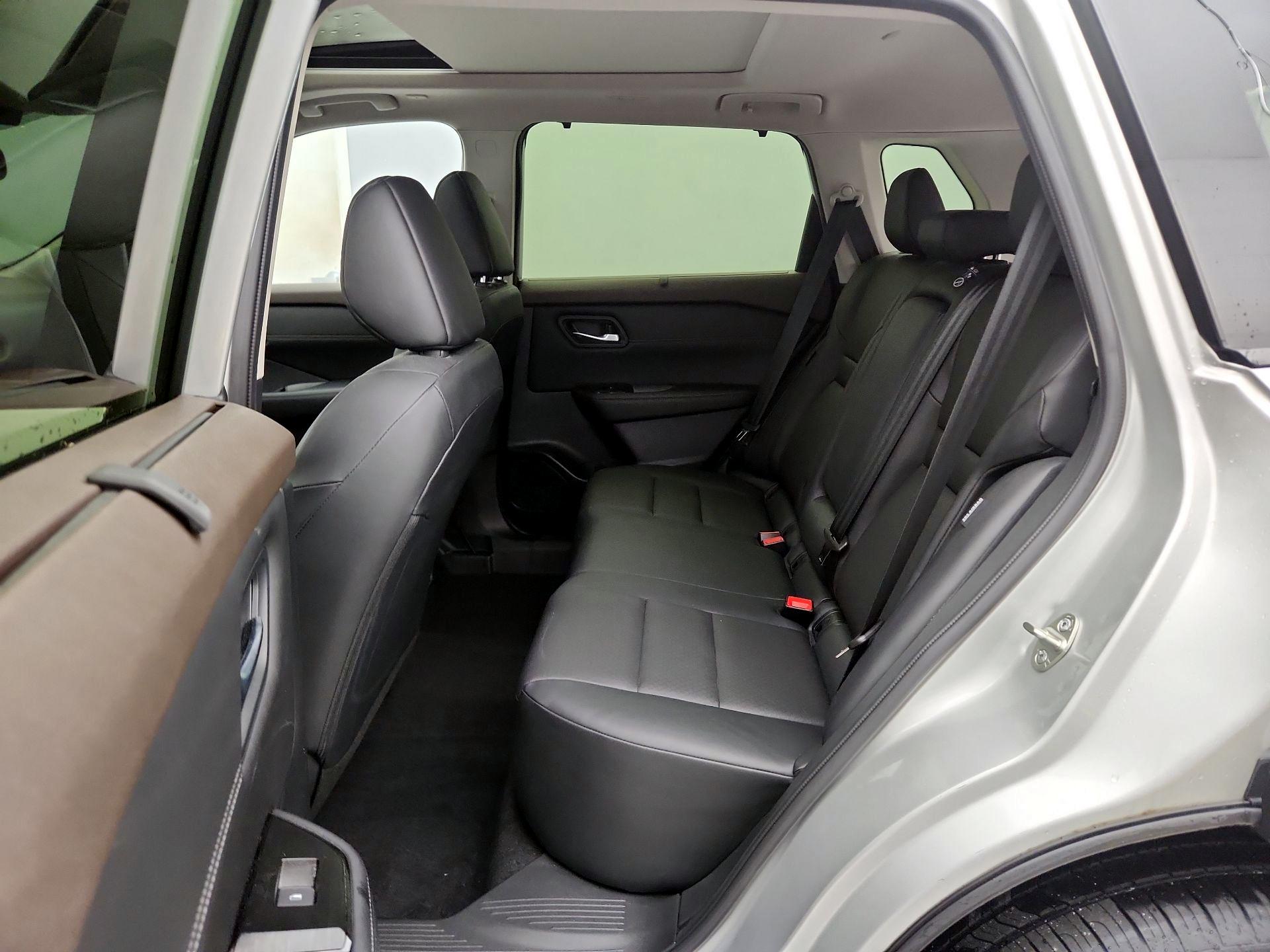 Thumbnail: 2023 Nissan Rogue - 20