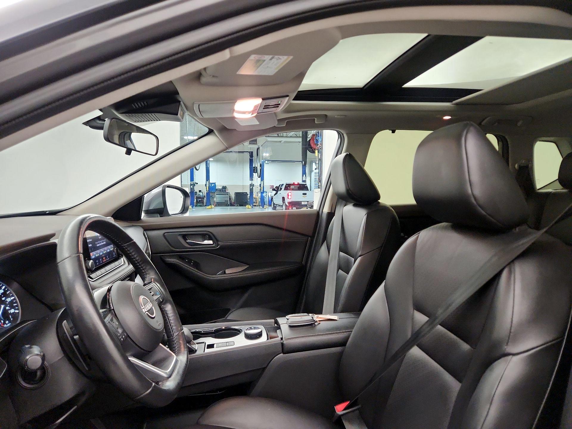 Thumbnail: 2023 Nissan Rogue - 19