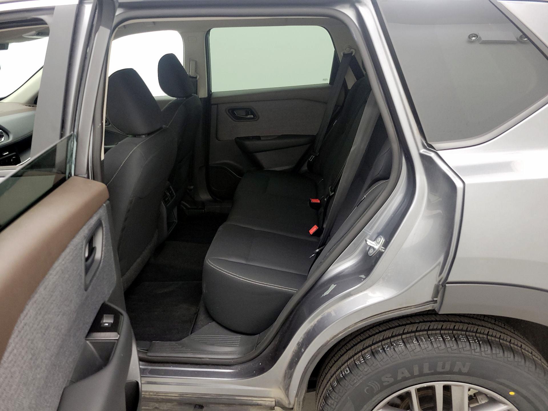 Thumbnail: 2023 Nissan Rogue - 19