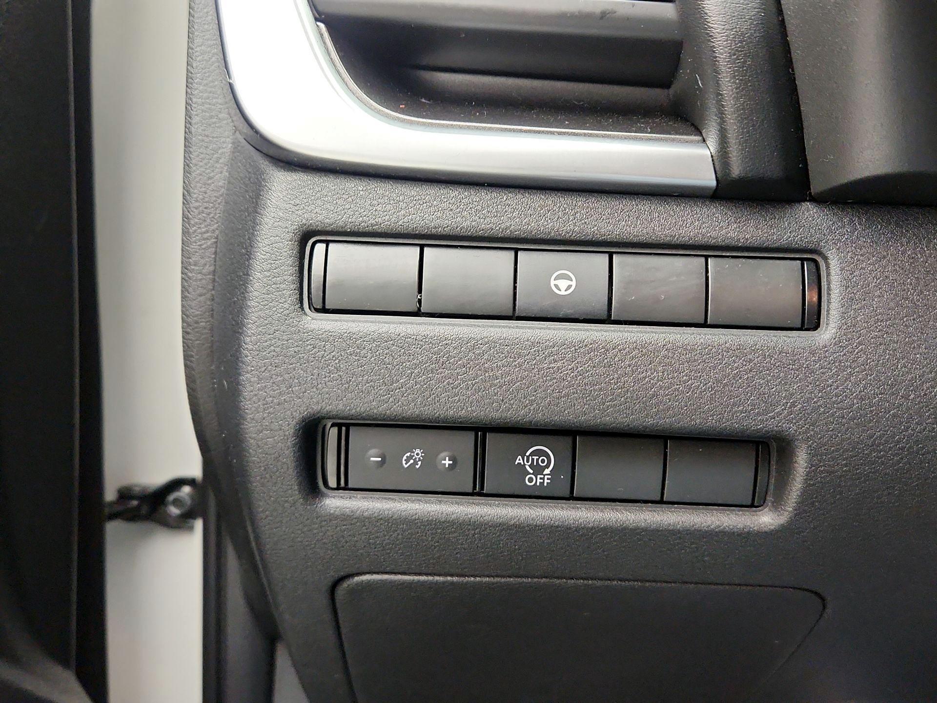 Thumbnail: 2023 Nissan Rogue - 13