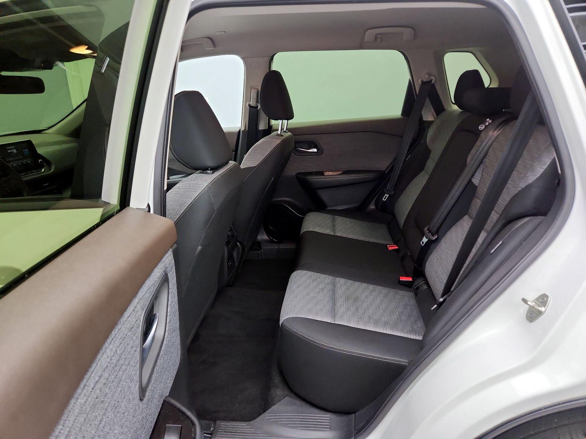 Thumbnail: 2023 Nissan Rogue - 19