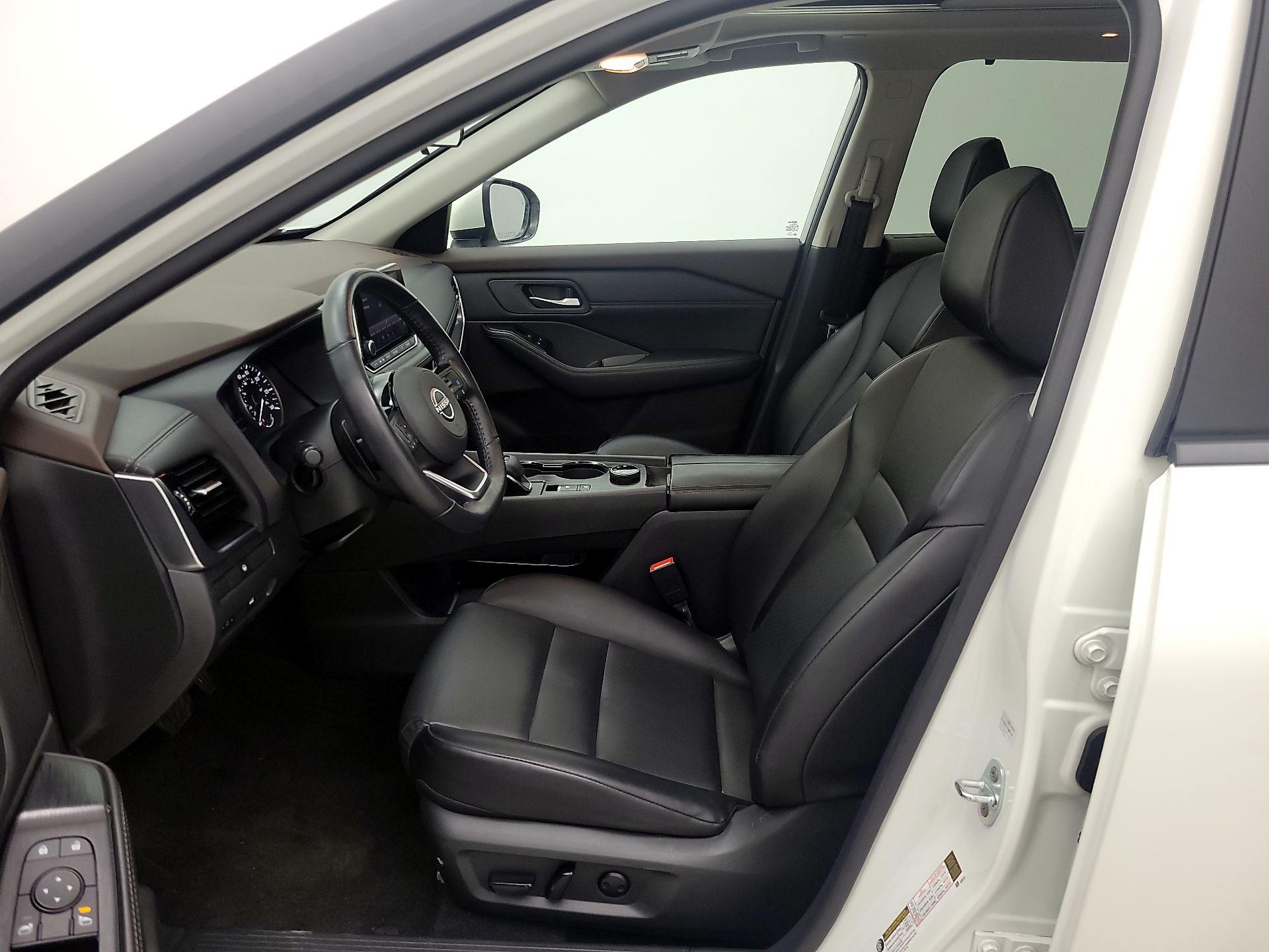 Thumbnail: 2023 Nissan Rogue - 11