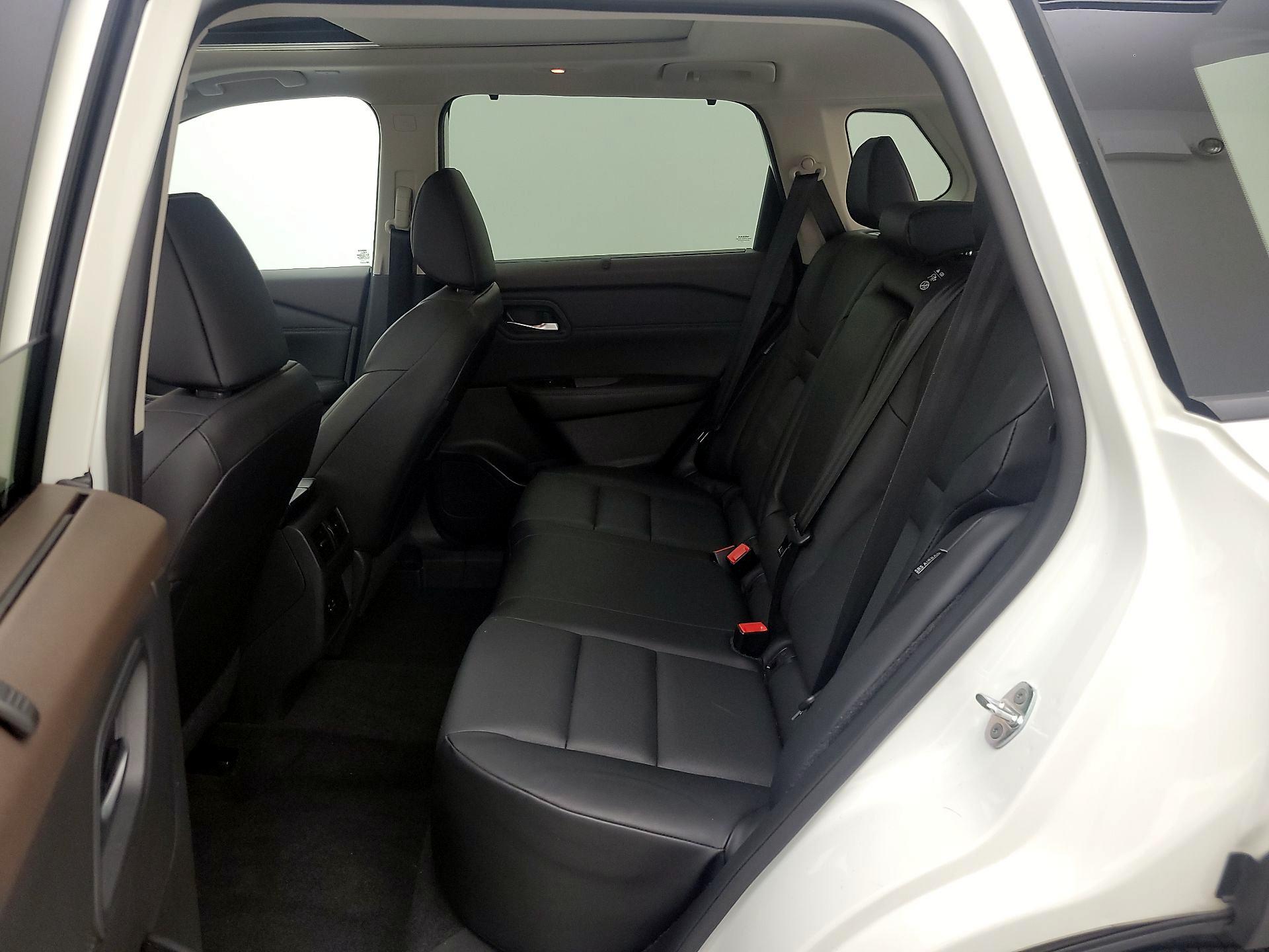 Thumbnail: 2023 Nissan Rogue - 20