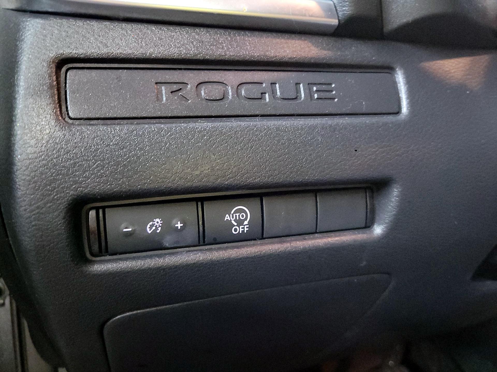 Thumbnail: 2023 Nissan Rogue - 13