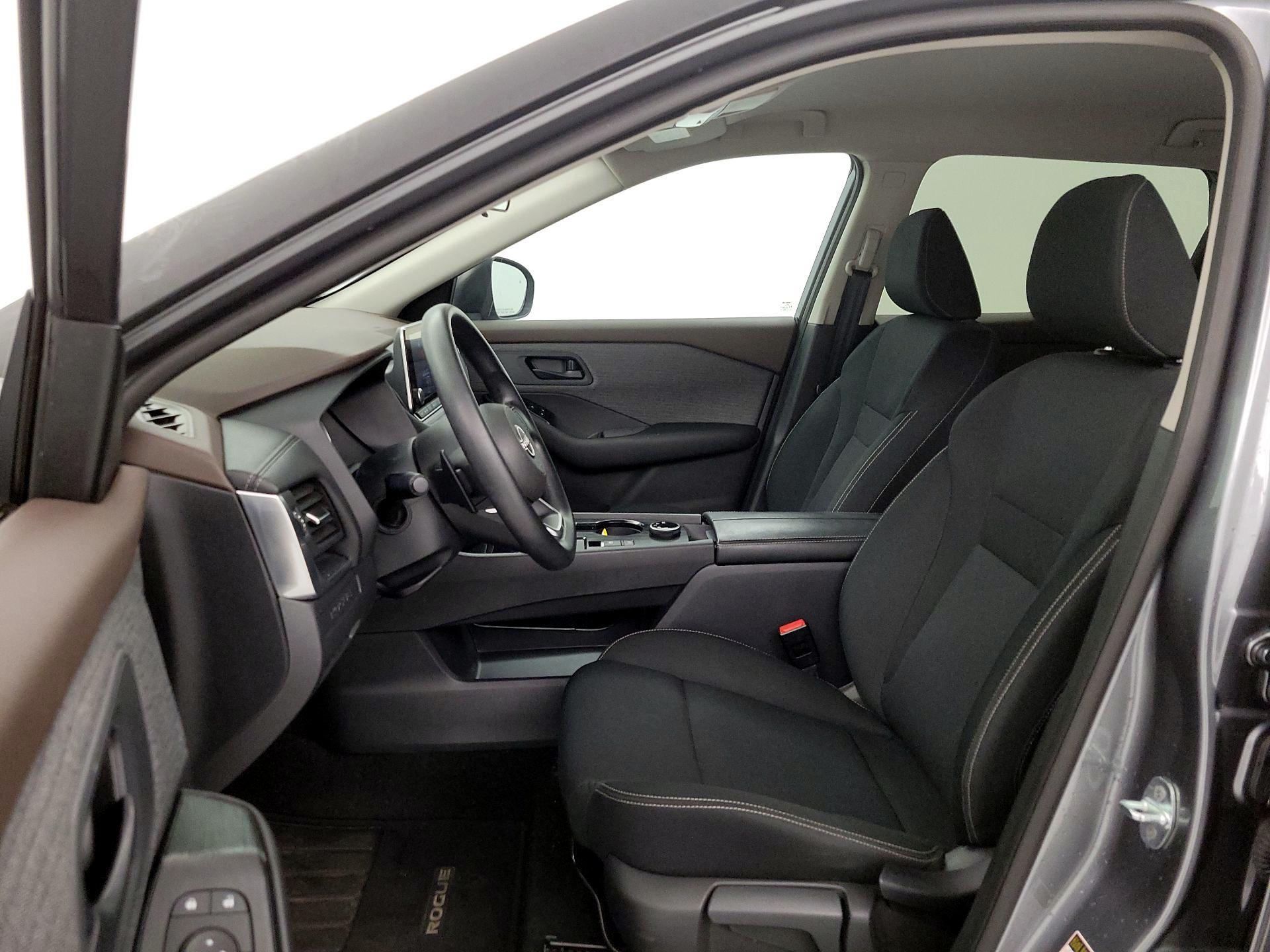 Thumbnail: 2023 Nissan Rogue - 11