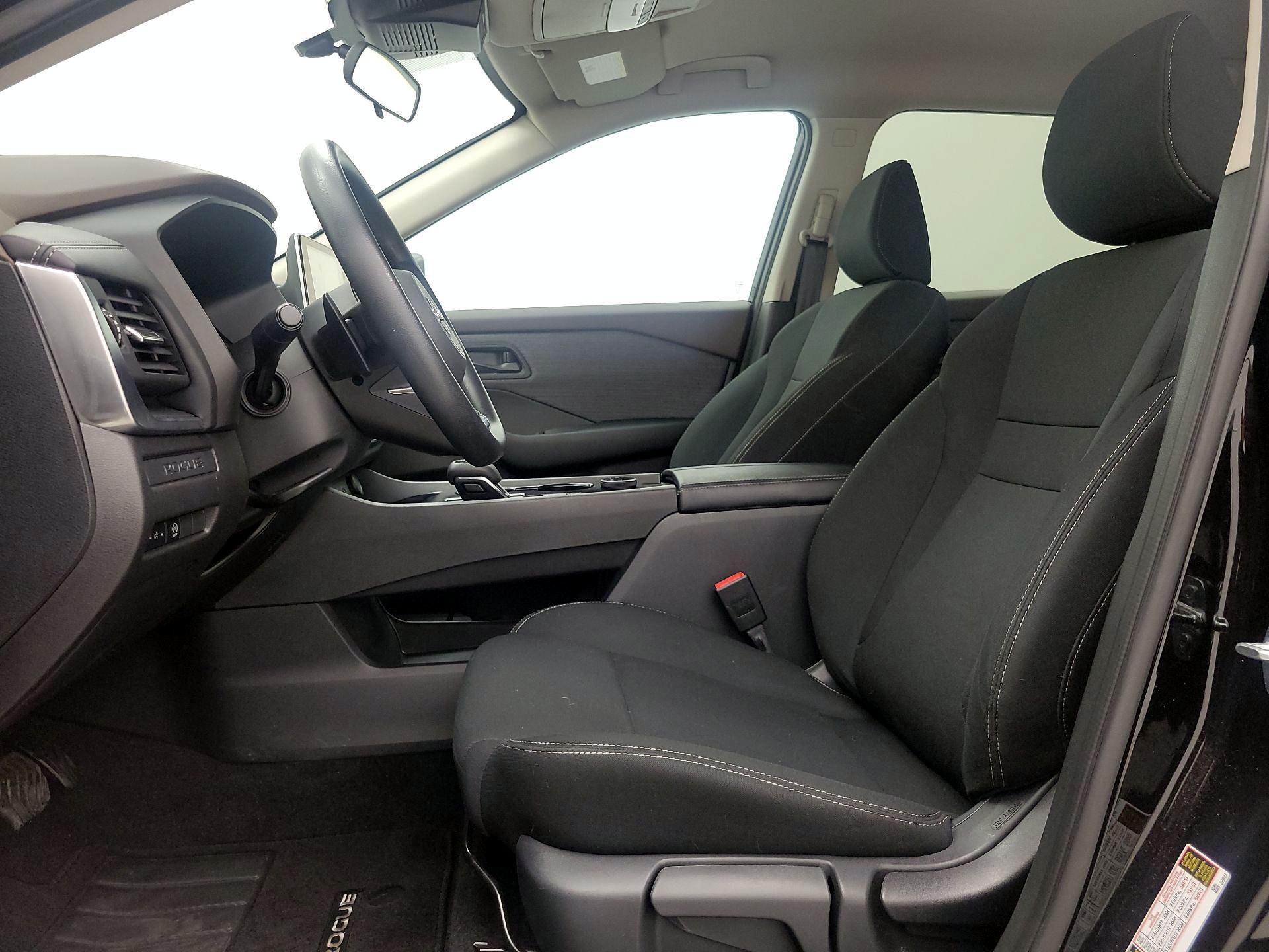 Thumbnail: 2023 Nissan Rogue - 11