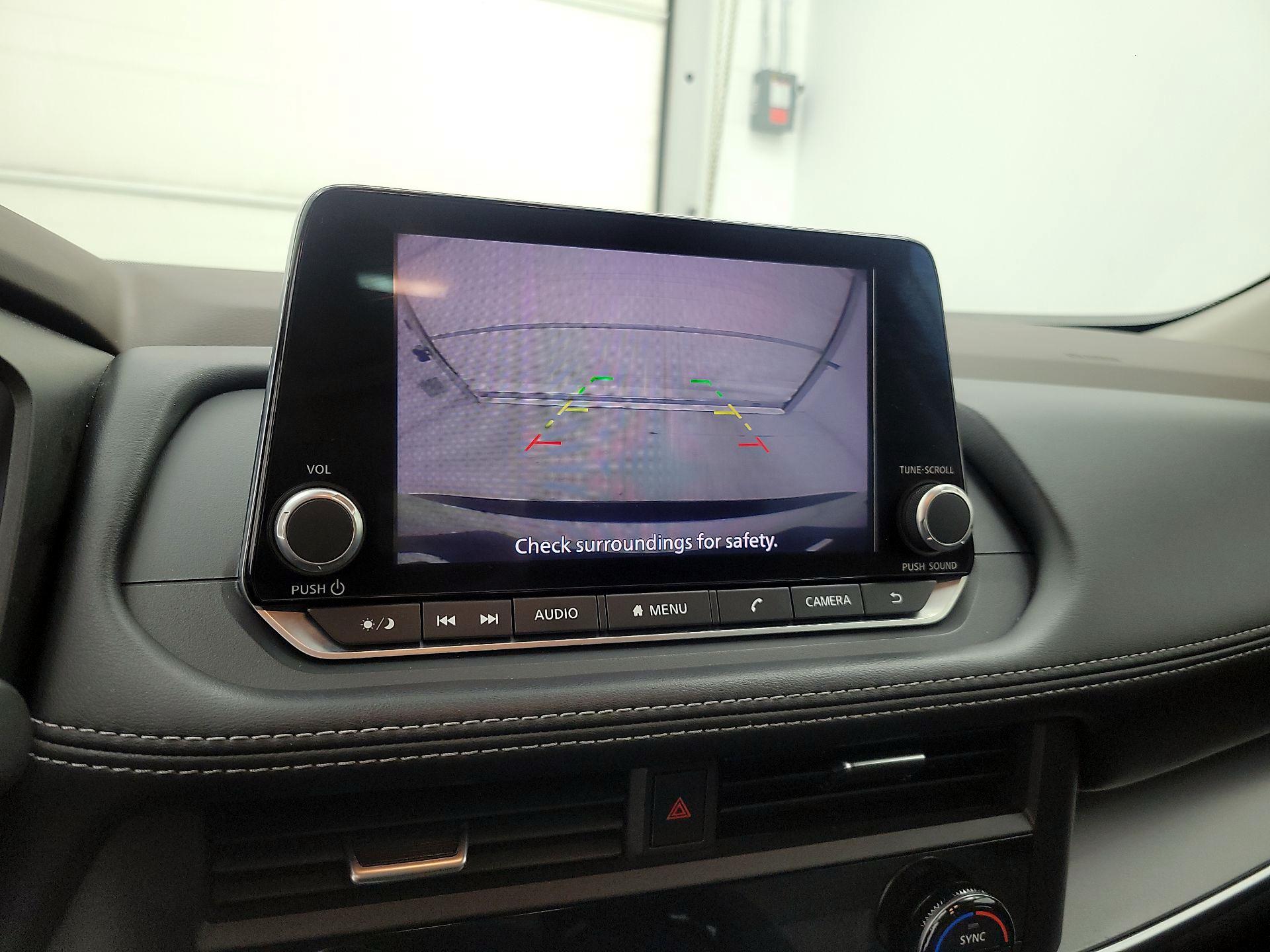 Thumbnail: 2023 Nissan Rogue - 15