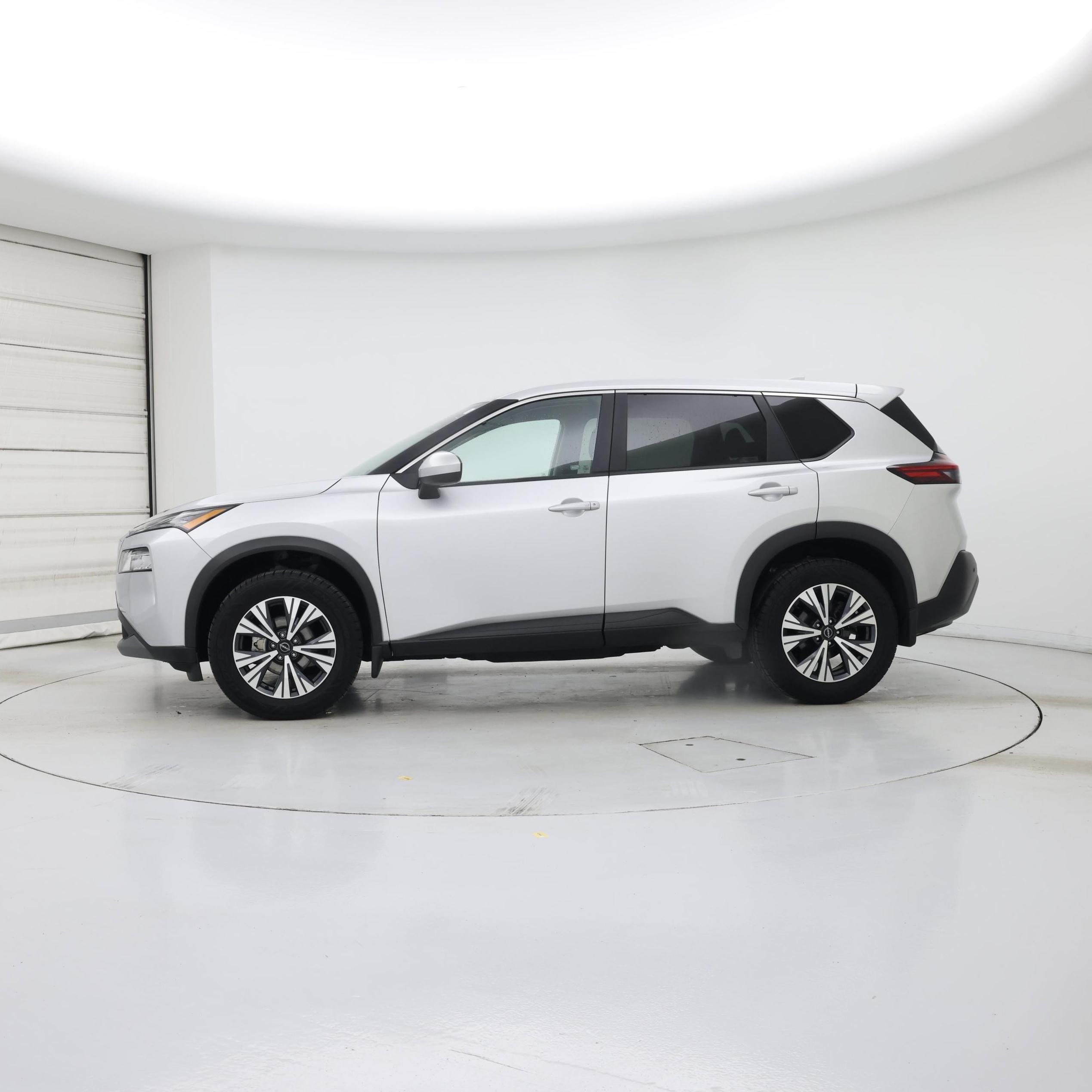 Thumbnail: 2023 Nissan Rogue - 3