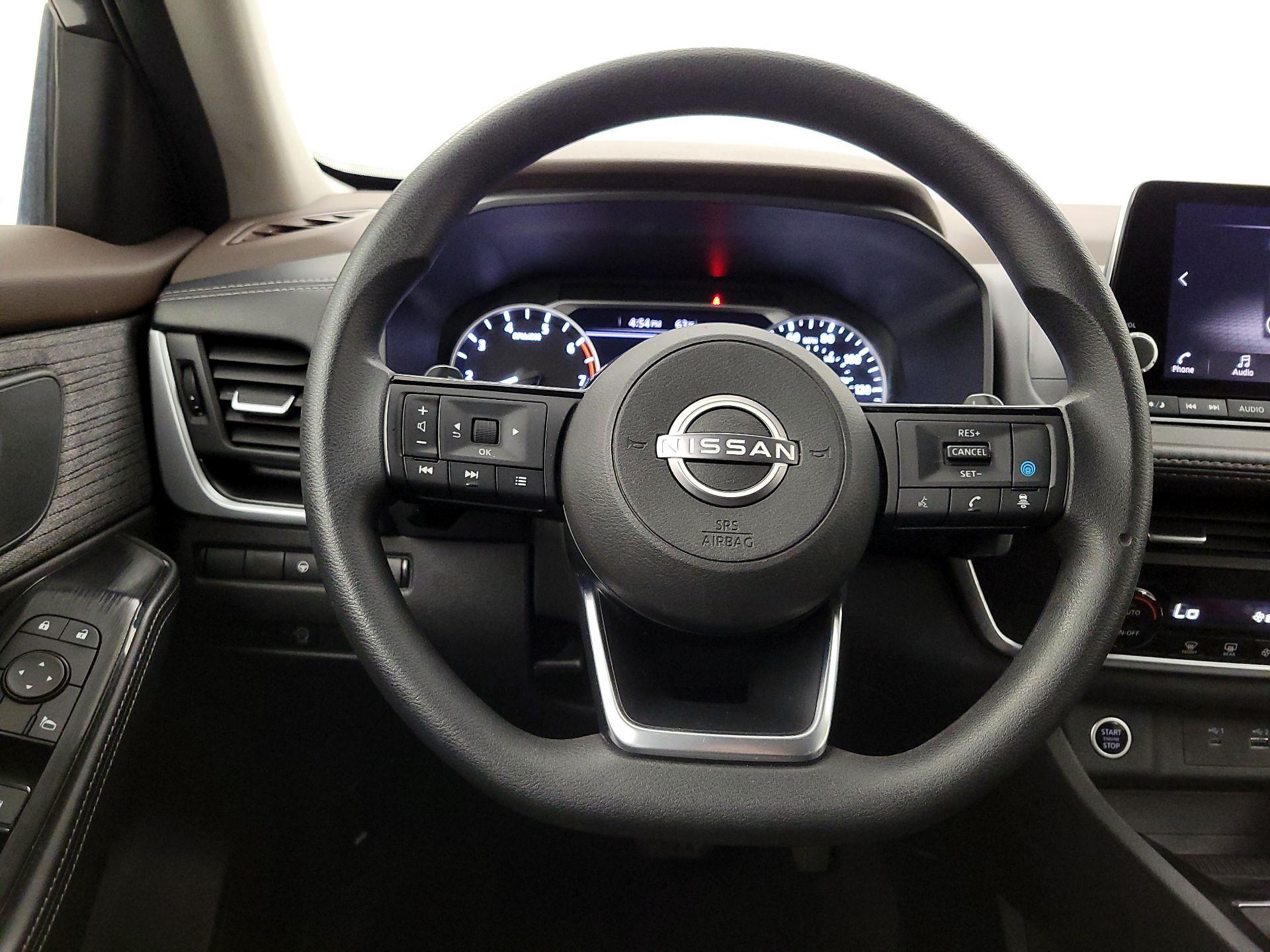 Thumbnail: 2023 Nissan Rogue - 10