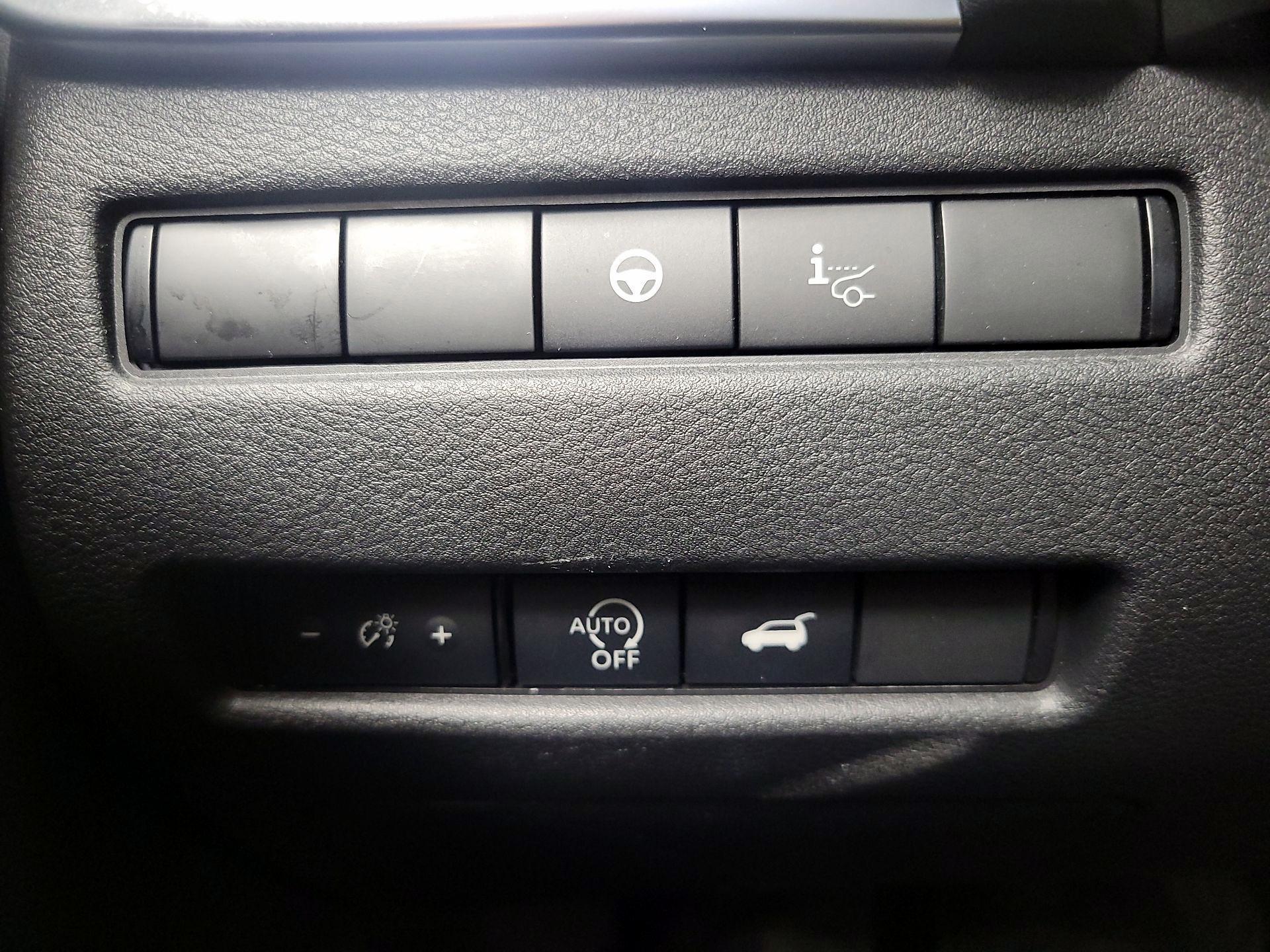 Thumbnail: 2023 Nissan Rogue - 13