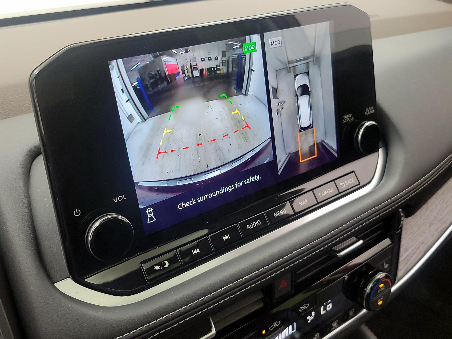 Thumbnail: 2023 Nissan Rogue - 15