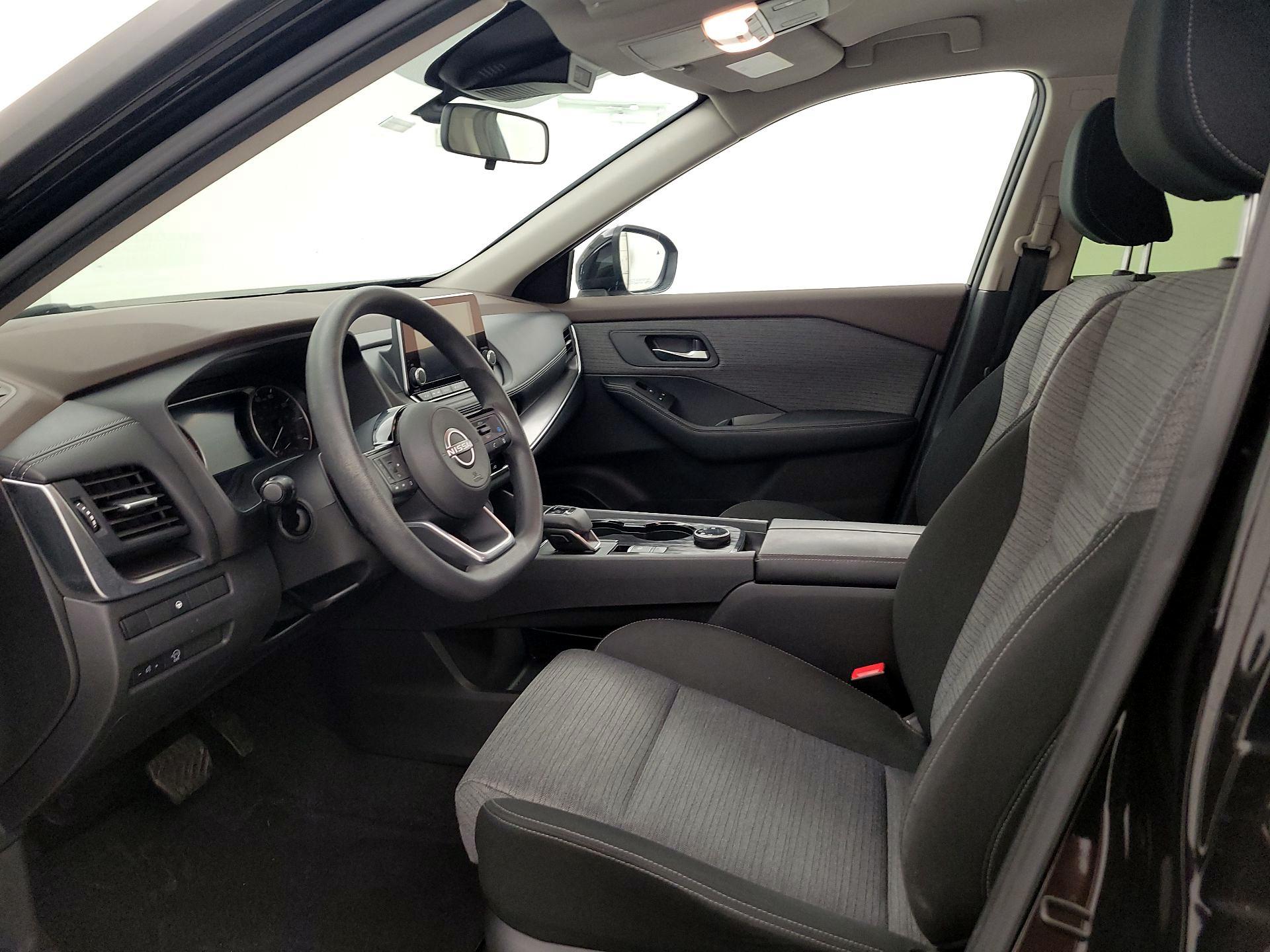 Thumbnail: 2023 Nissan Rogue - 9