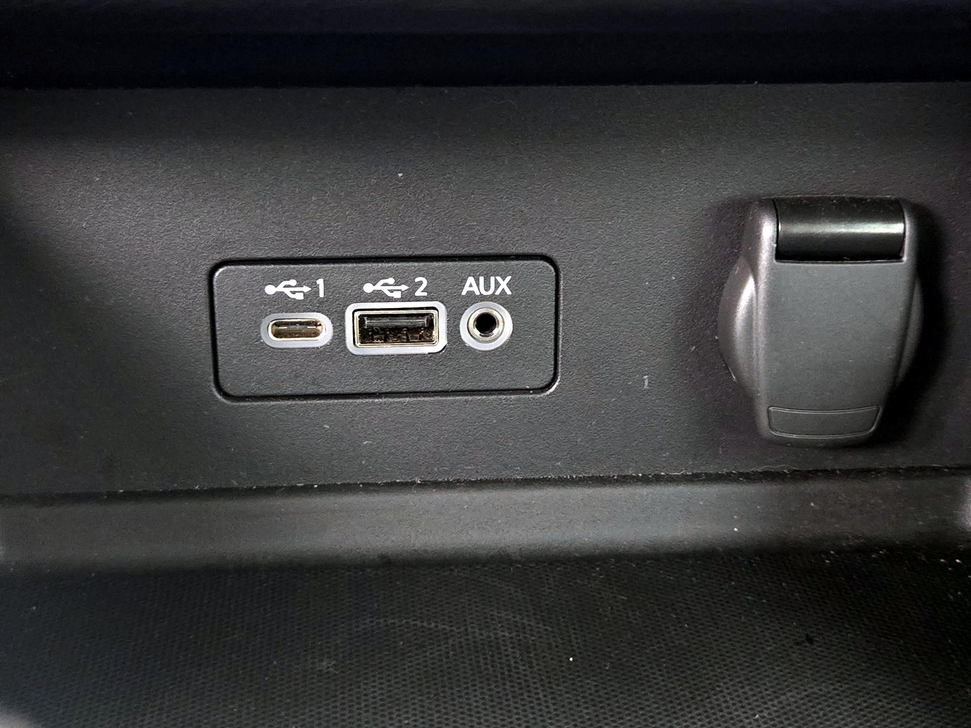 Thumbnail: 2023 Nissan Sentra - 18