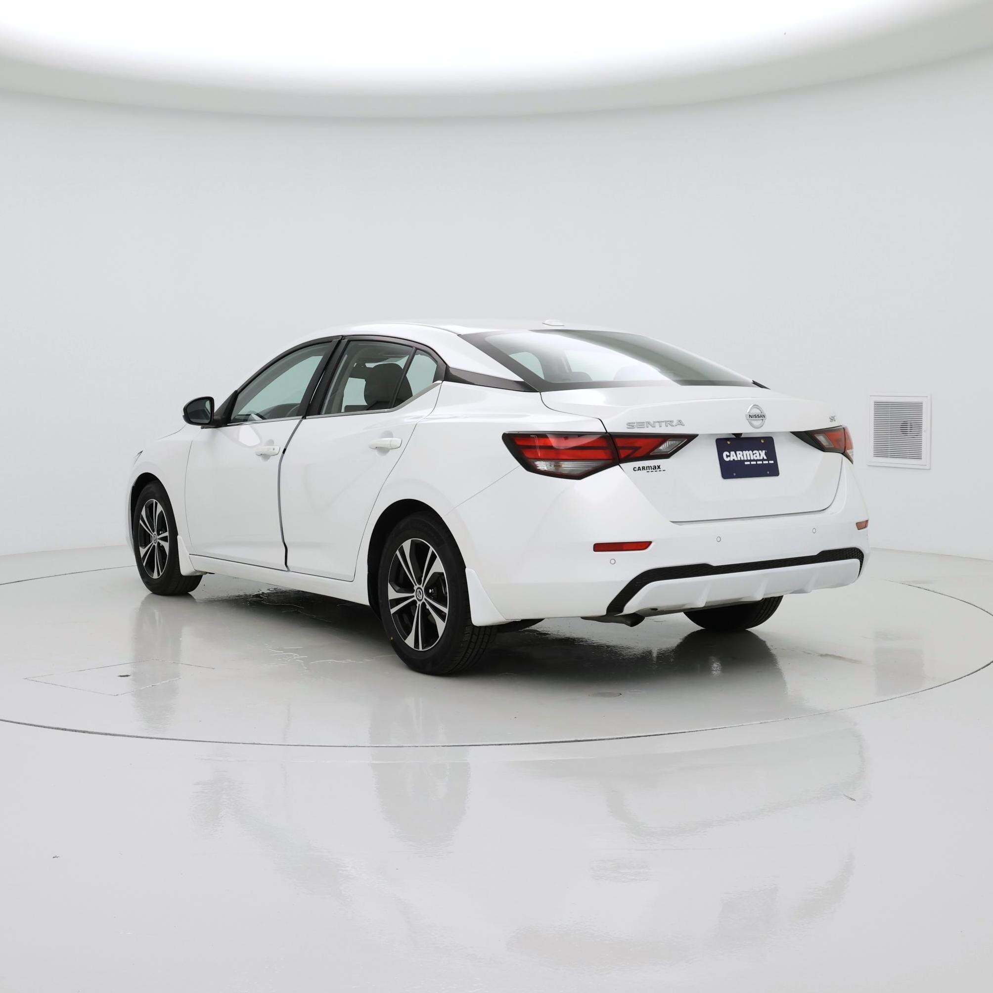 Thumbnail: 2023 Nissan Sentra - 2