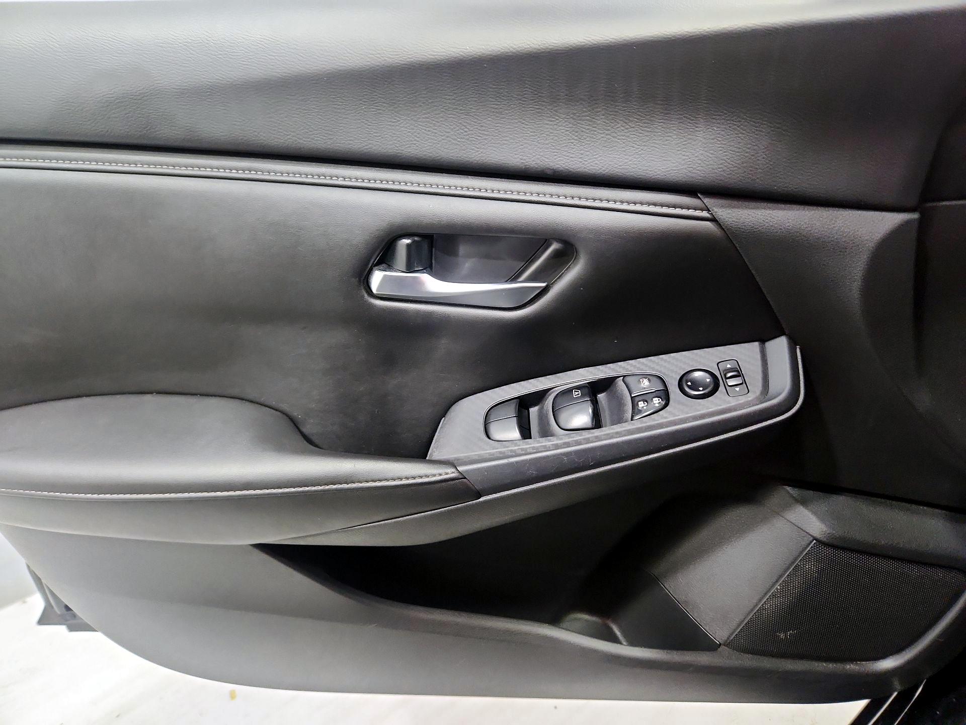 Thumbnail: 2023 Nissan Sentra - 12