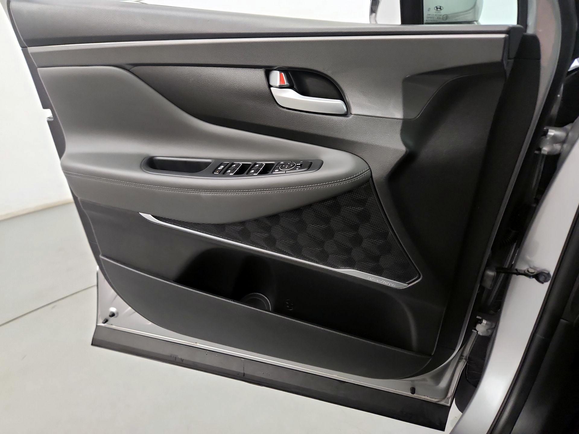 Thumbnail: 2023 Hyundai Santa Fe - 12