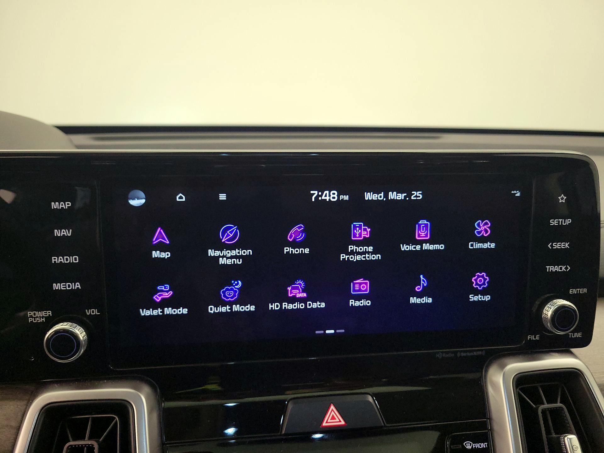 Thumbnail: 2023 Kia Sorento - 16