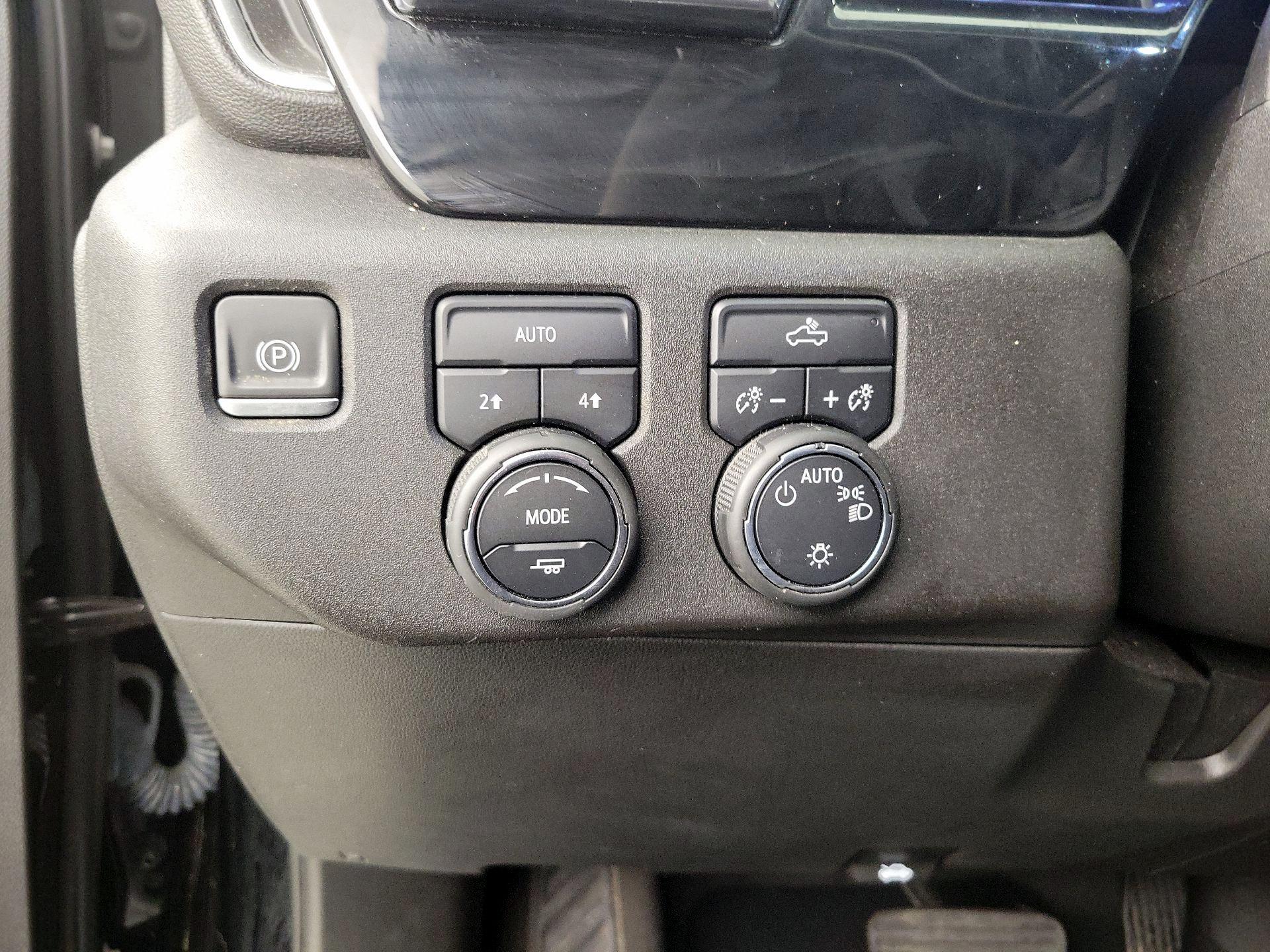 Thumbnail: 2023 Chevrolet Silverado 1500 - 13