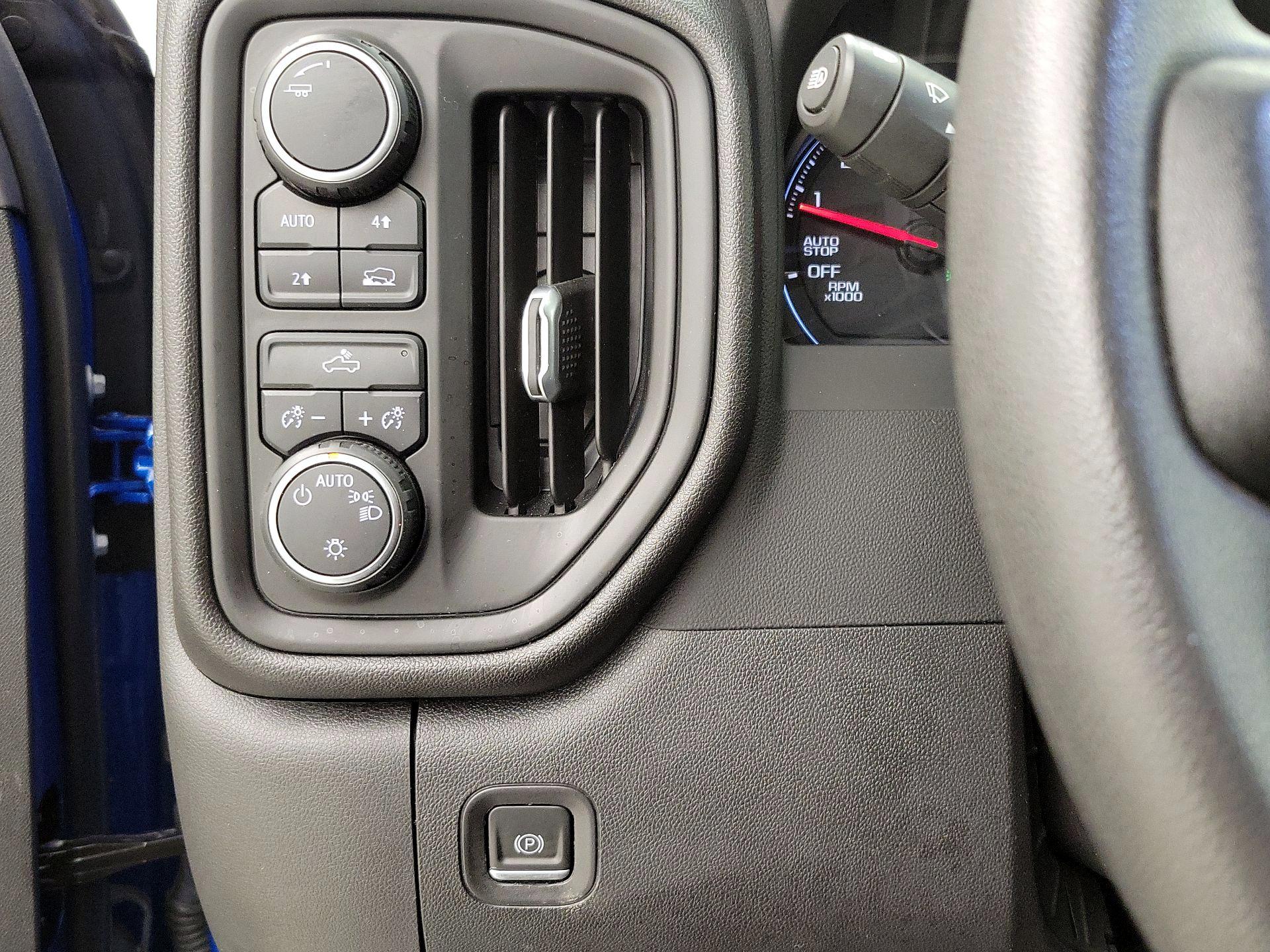 Thumbnail: 2023 Chevrolet Silverado 1500 - 13