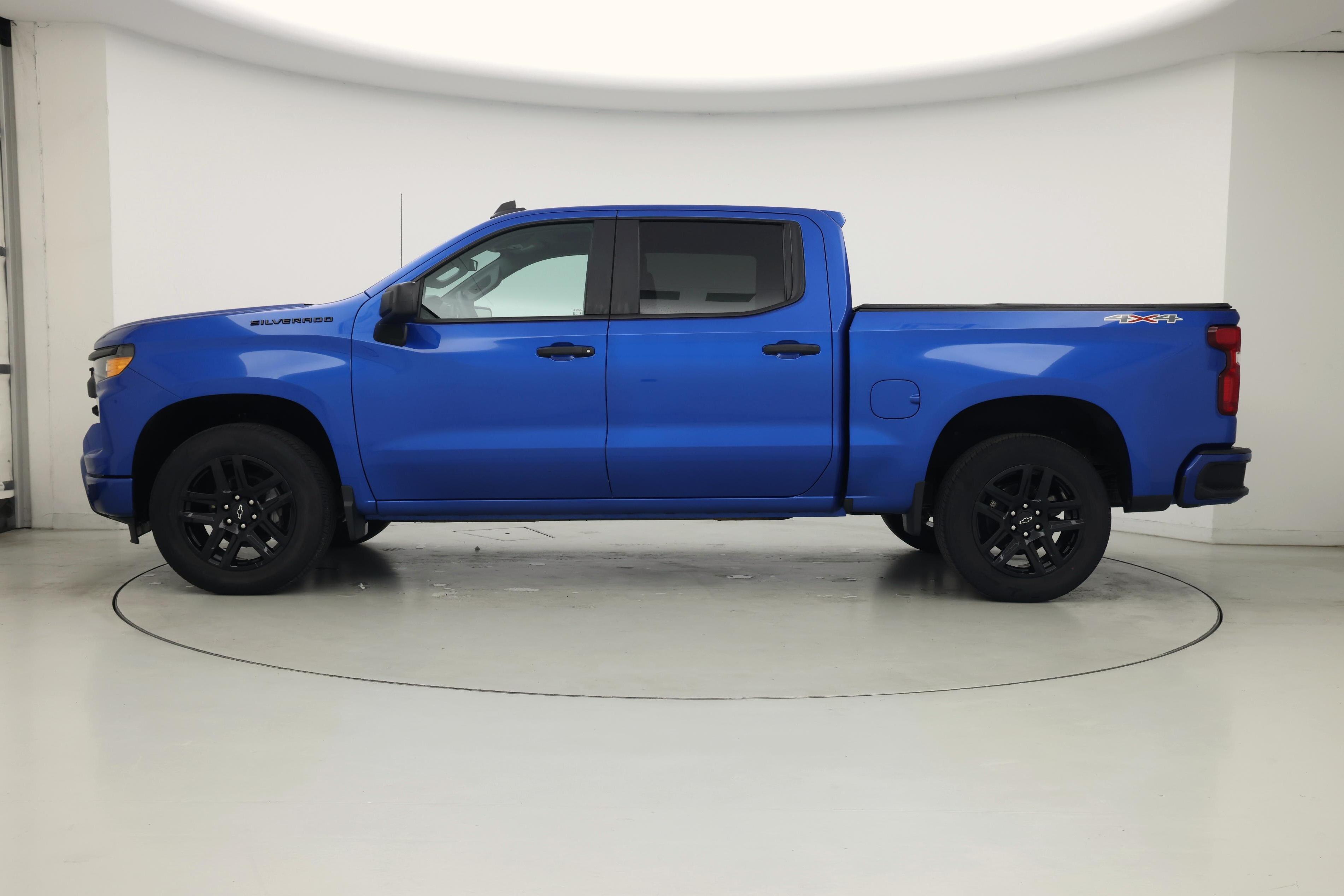 Thumbnail: 2023 Chevrolet Silverado 1500 - 3