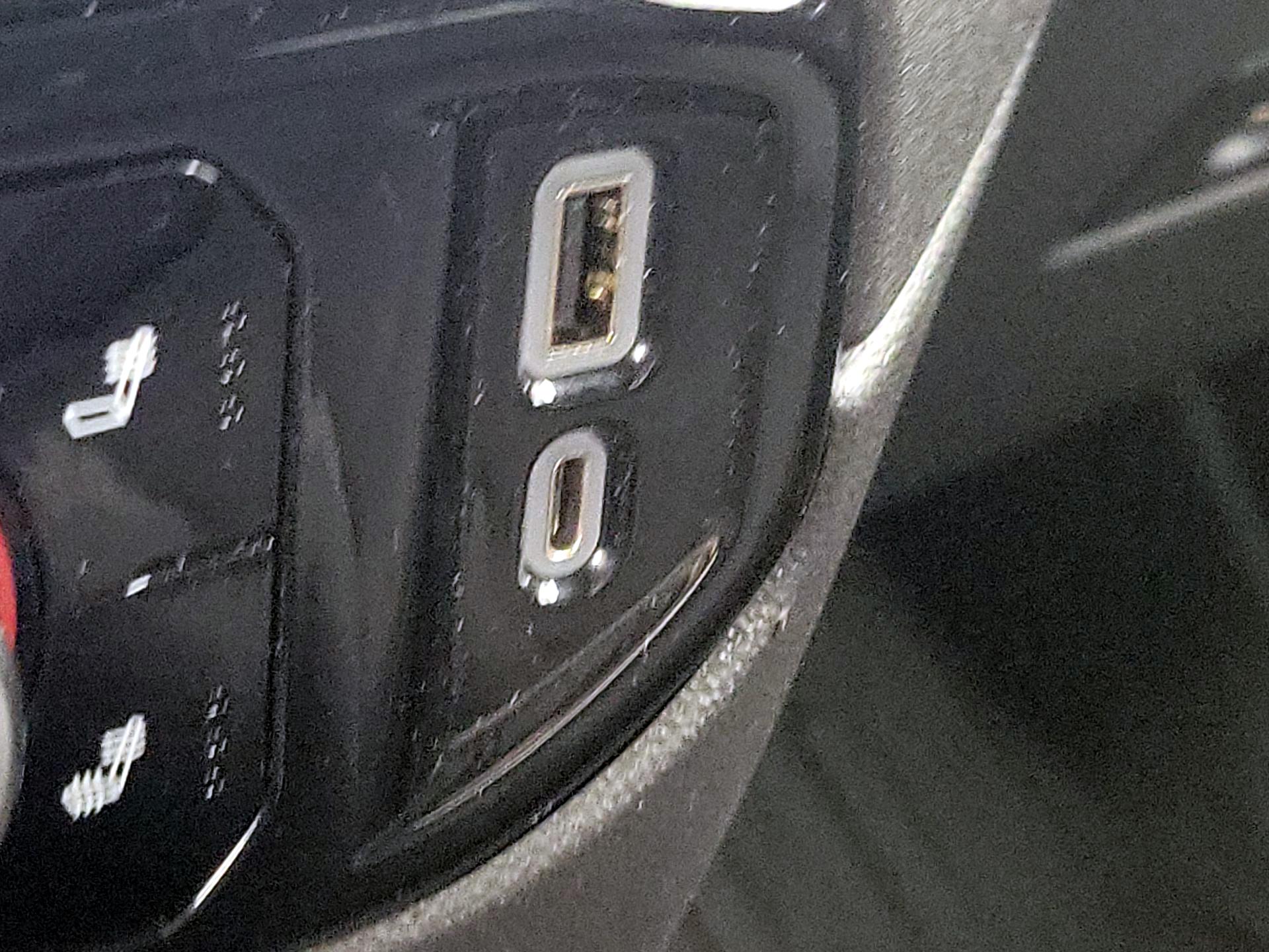 Thumbnail: 2022 GMC Sierra 1500 - 18