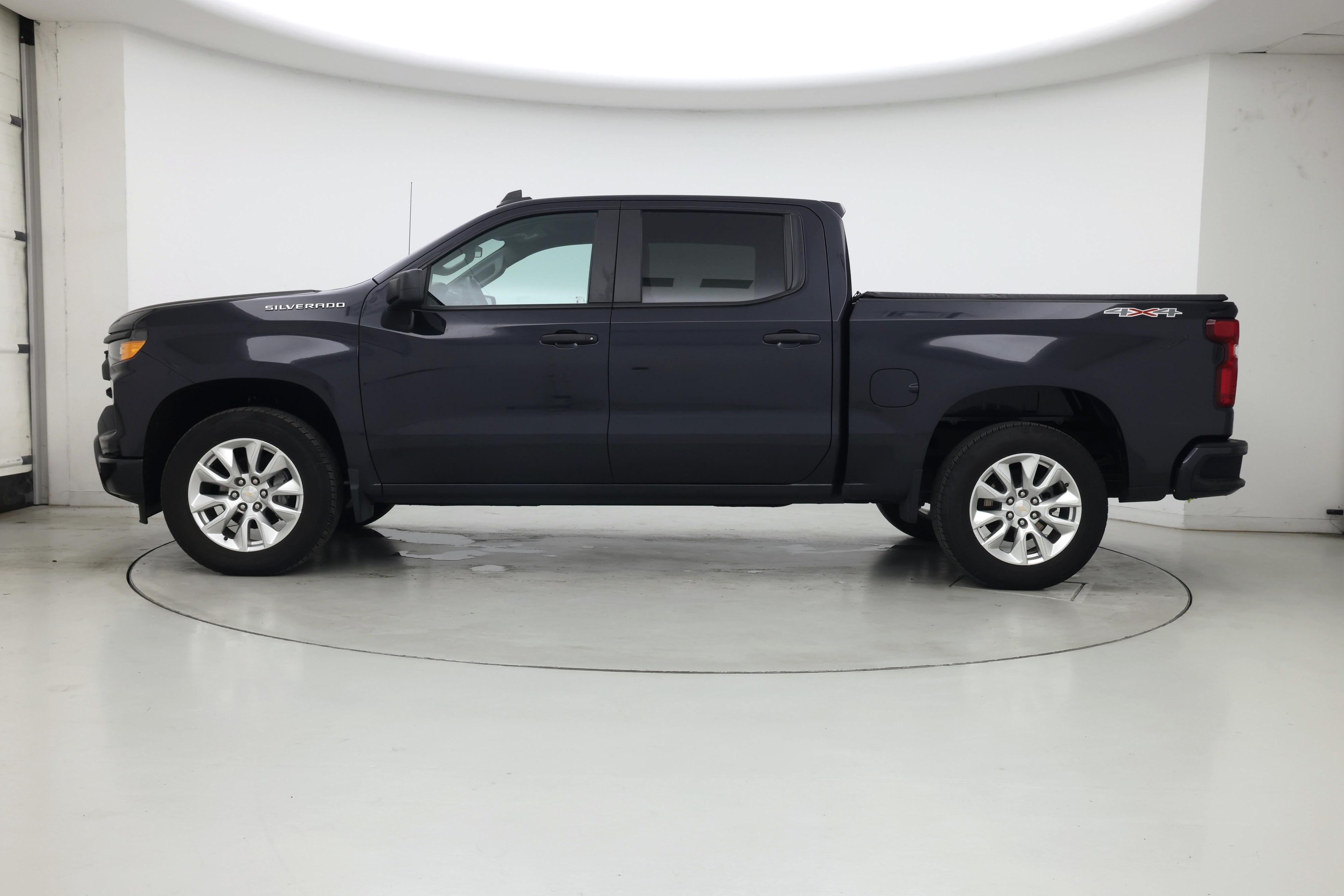 Thumbnail: 2023 Chevrolet Silverado 1500 - 3
