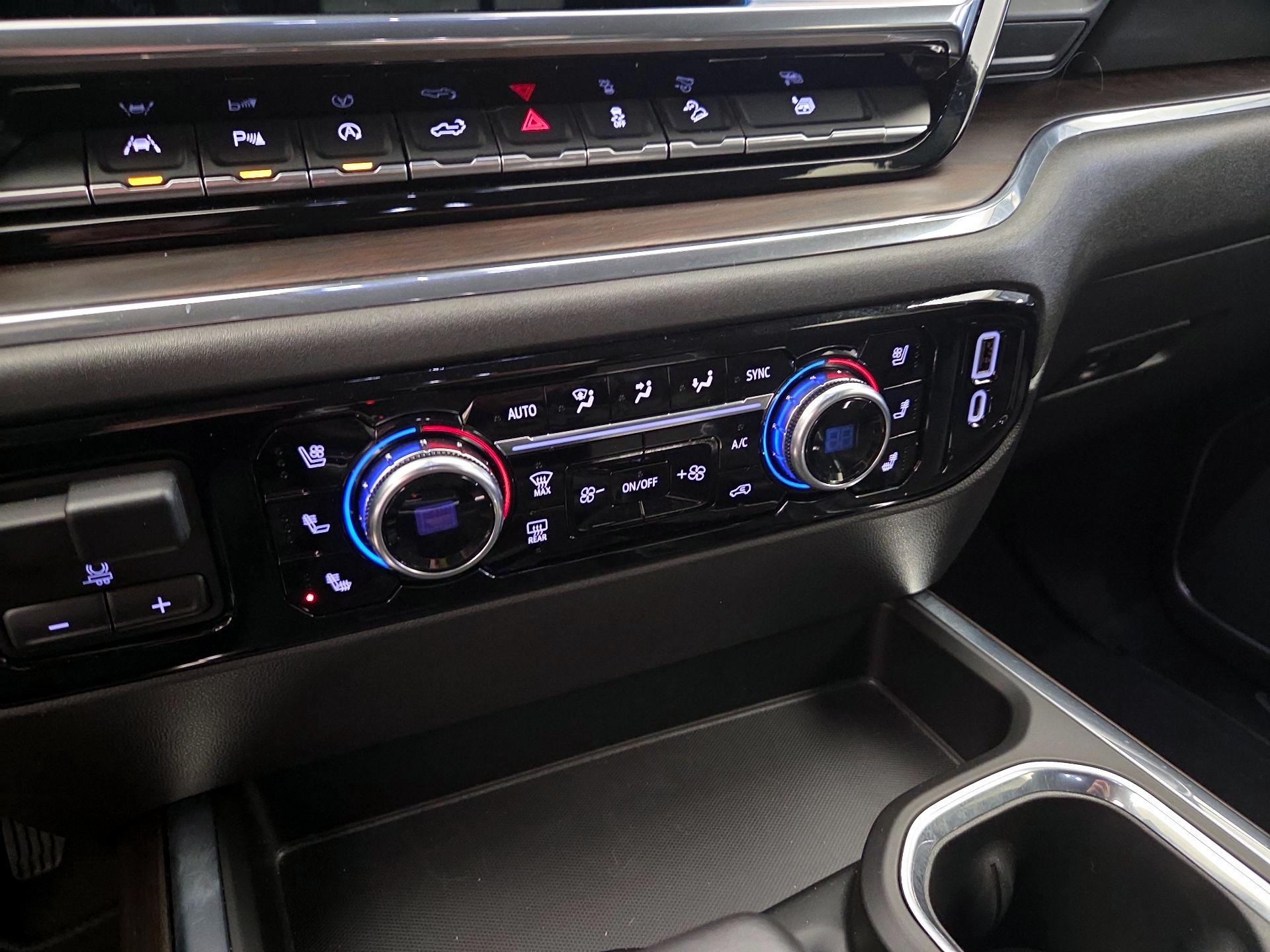 Thumbnail: 2022 GMC Sierra 1500 - 16