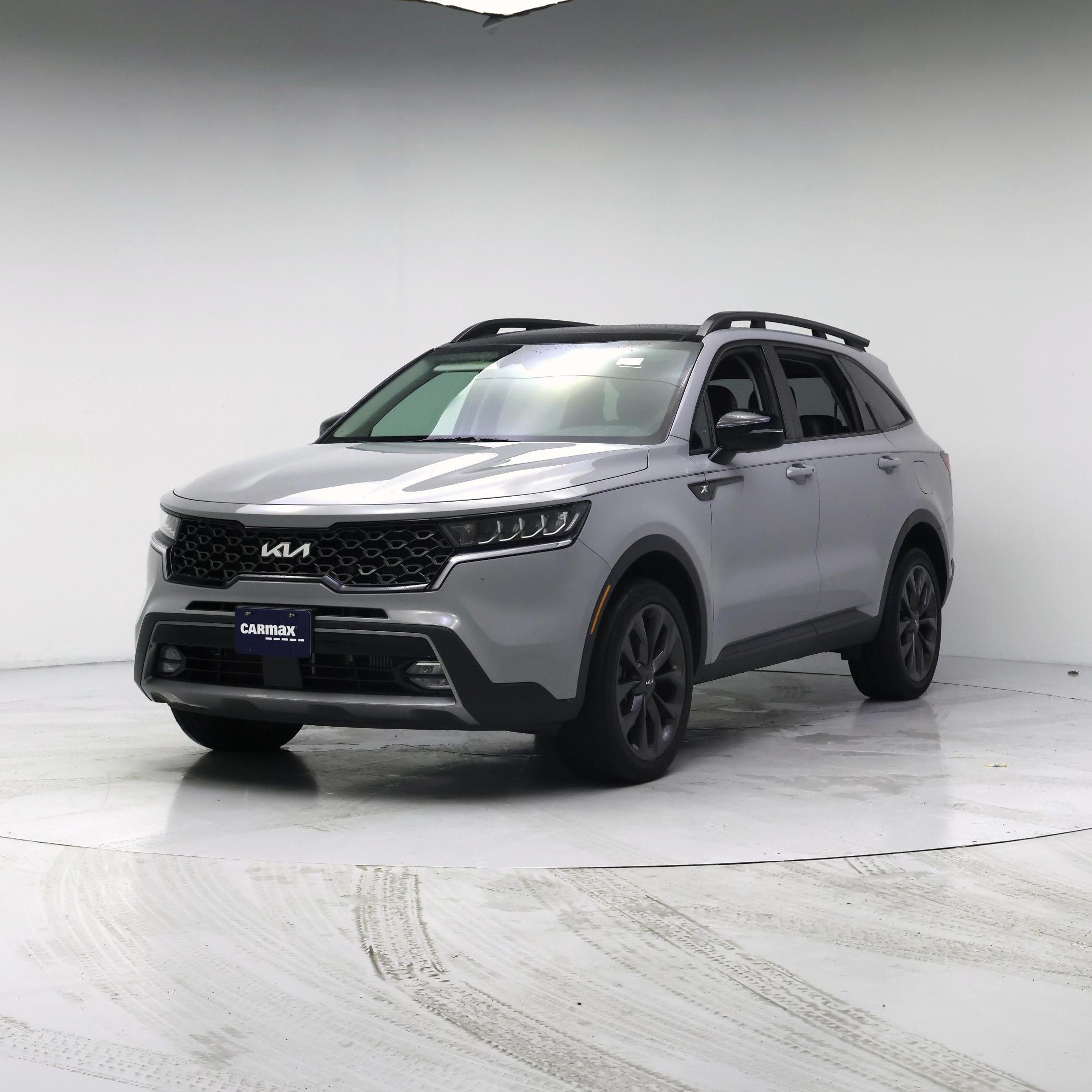 Thumbnail: 2022 Kia Sorento - 4