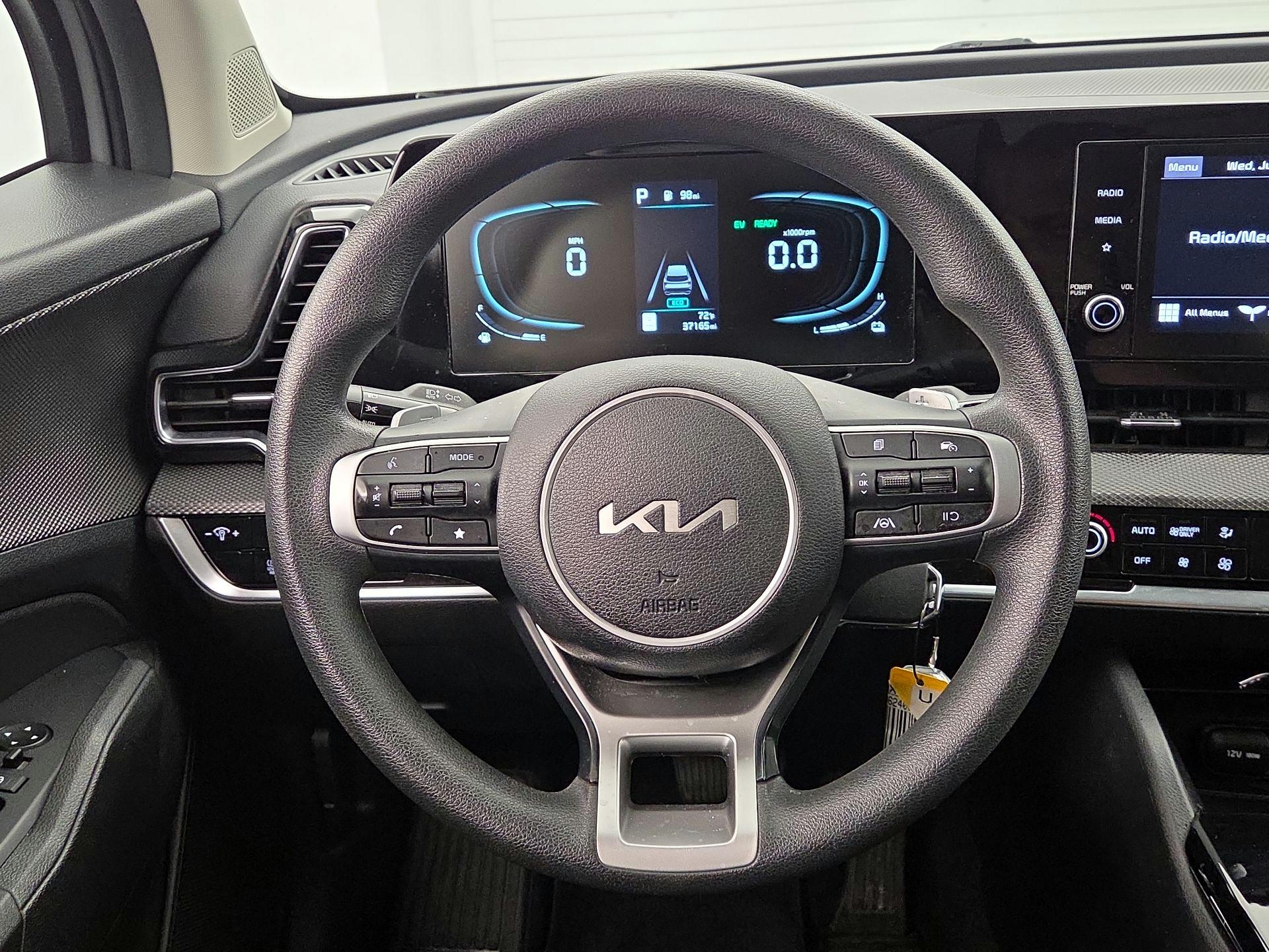 Thumbnail: 2023 Kia Sportage - 10