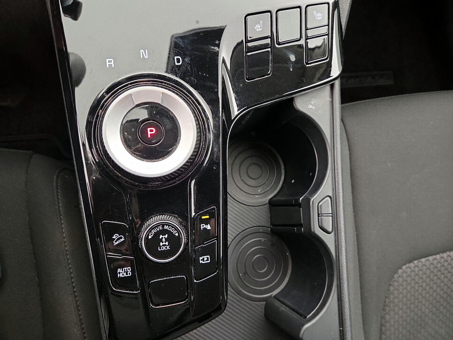 Thumbnail: 2023 Kia Sportage - 17