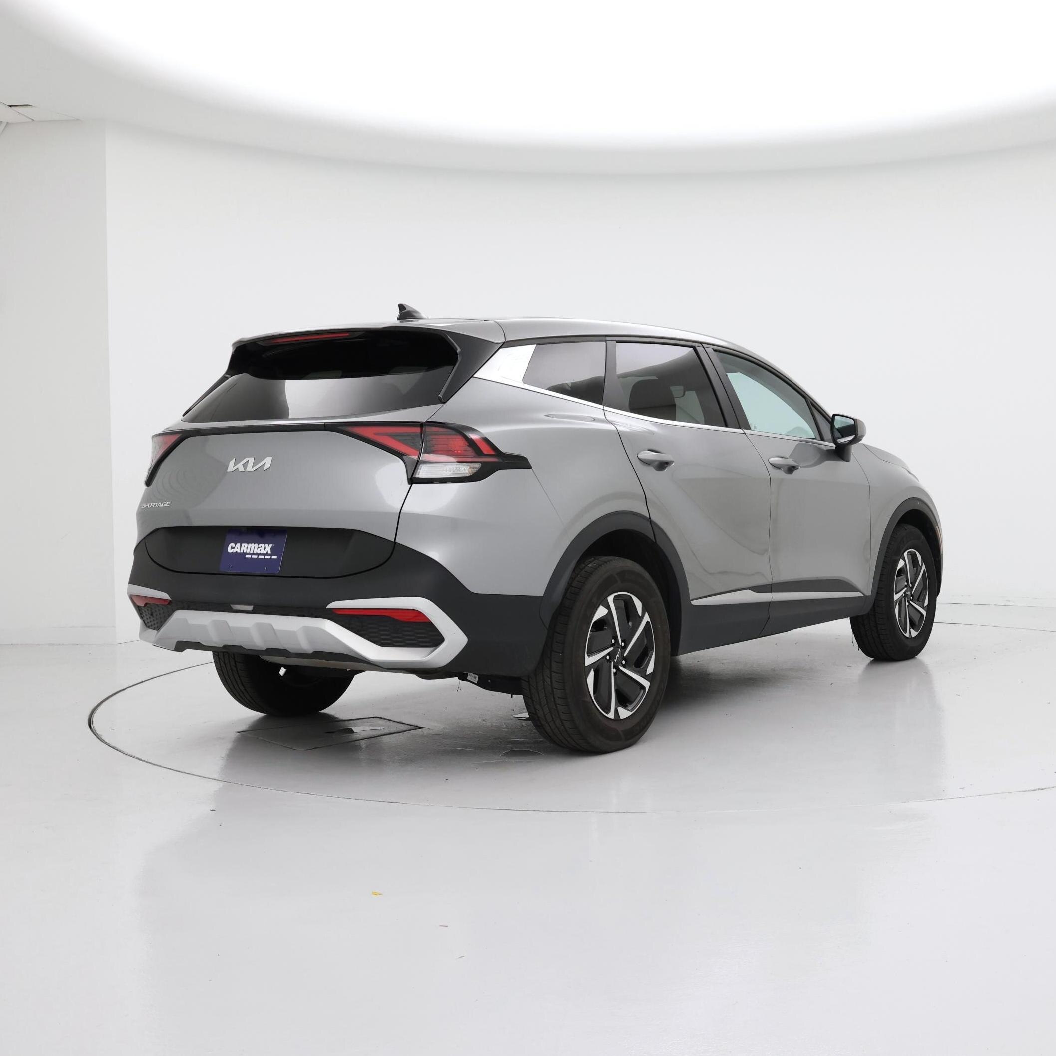 Thumbnail: 2023 Kia Sportage - 8