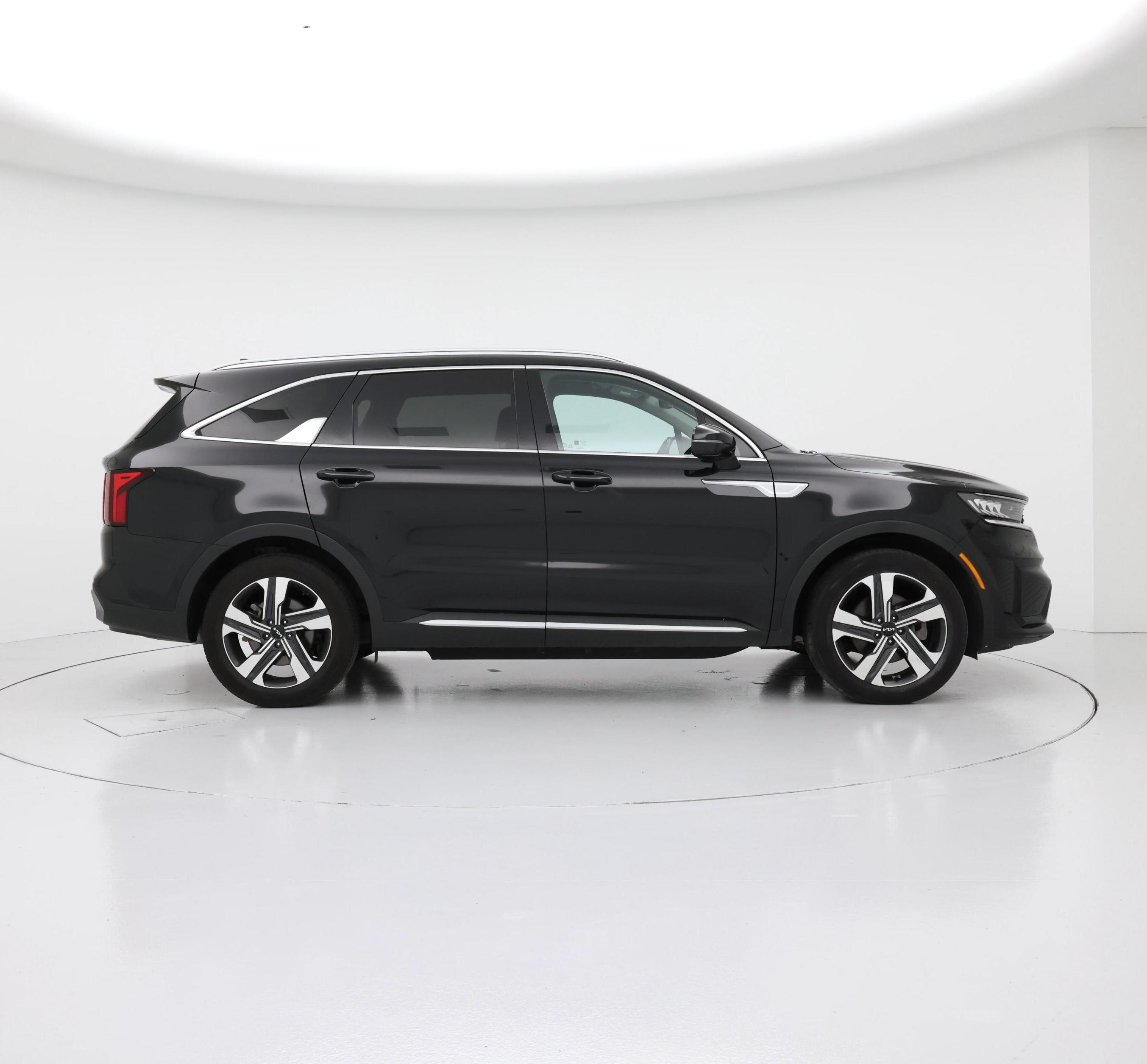 Thumbnail: 2023 Kia Sorento - 7