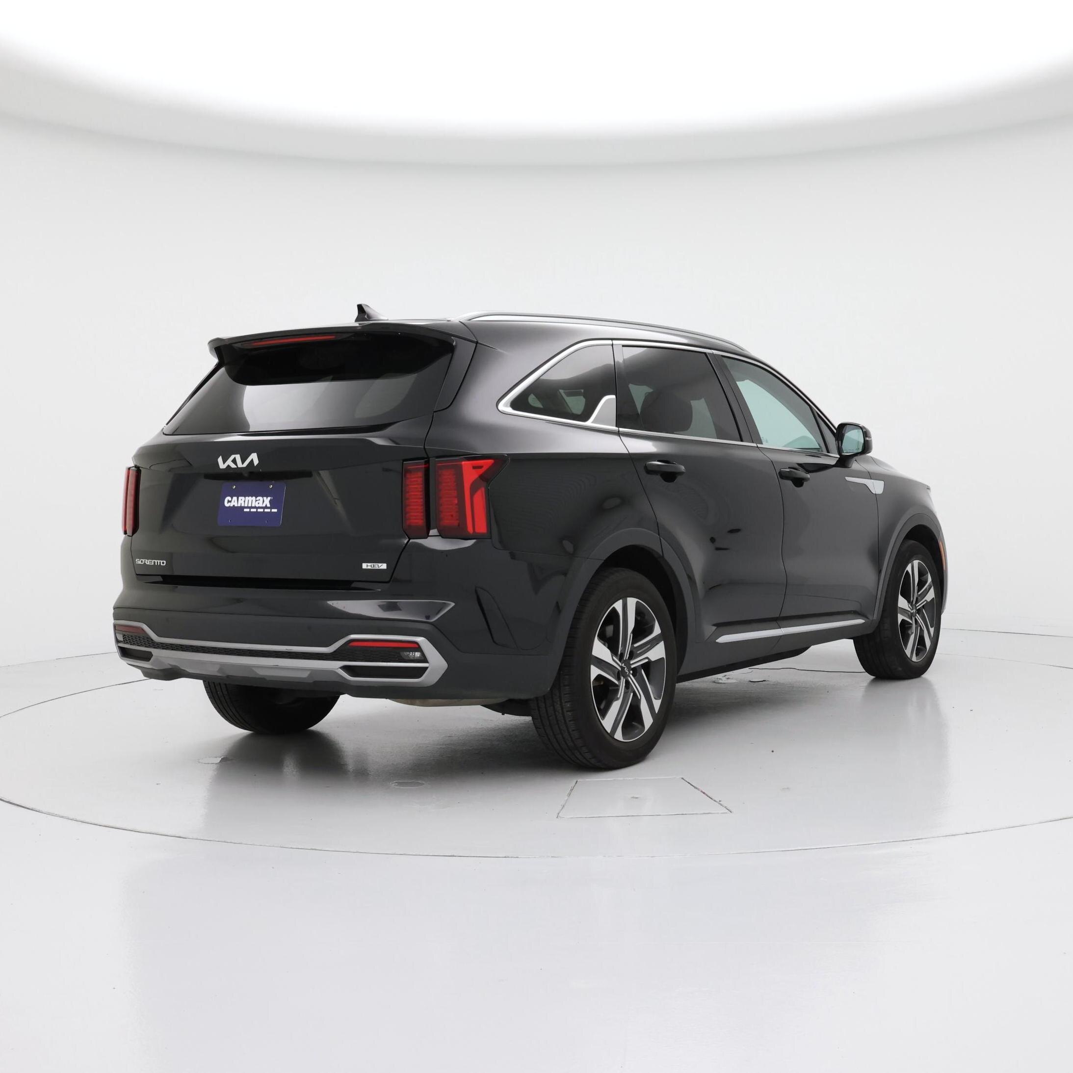 Thumbnail: 2023 Kia Sorento - 8