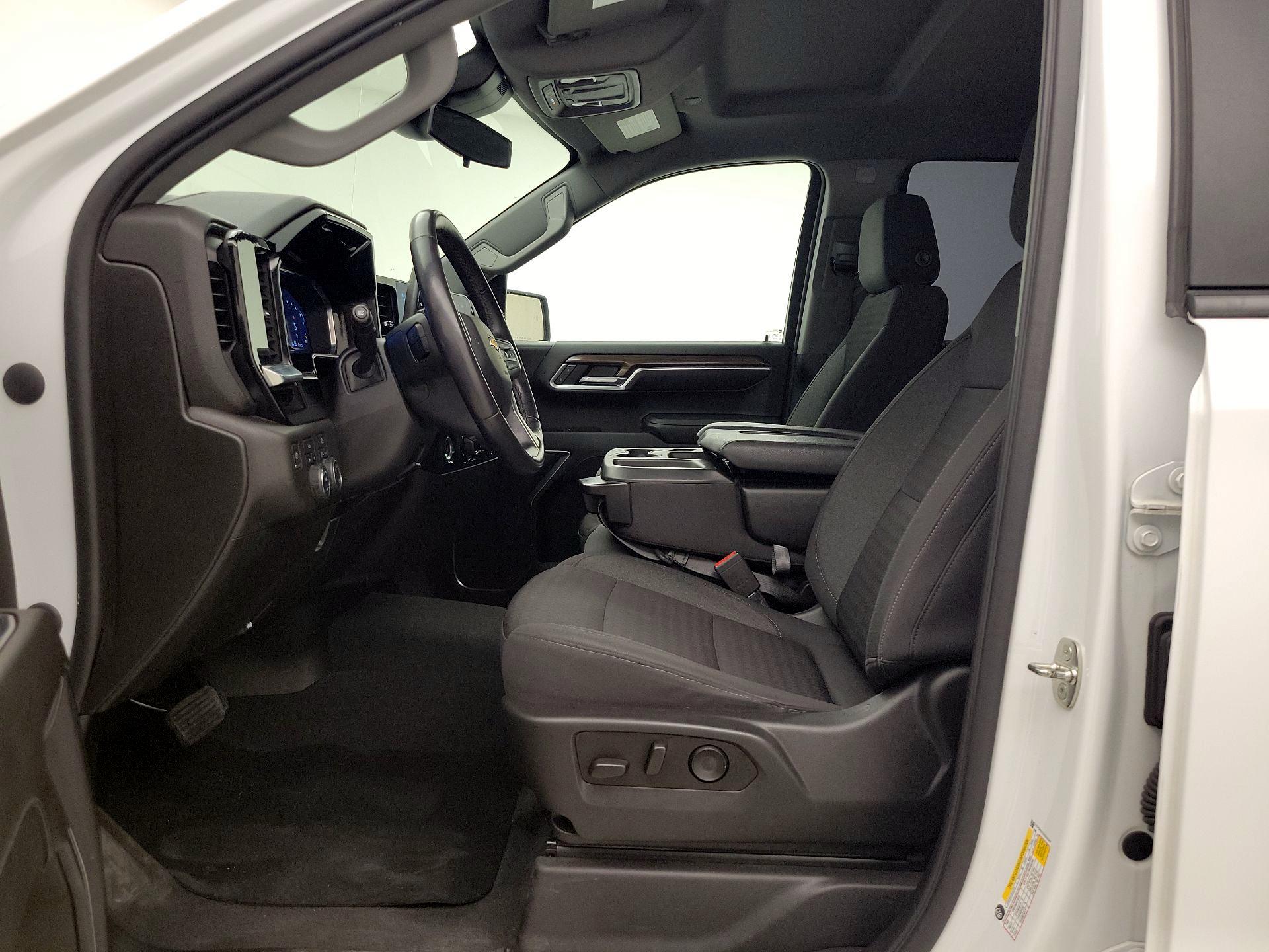 Thumbnail: 2022 Chevrolet Silverado 1500 - 11