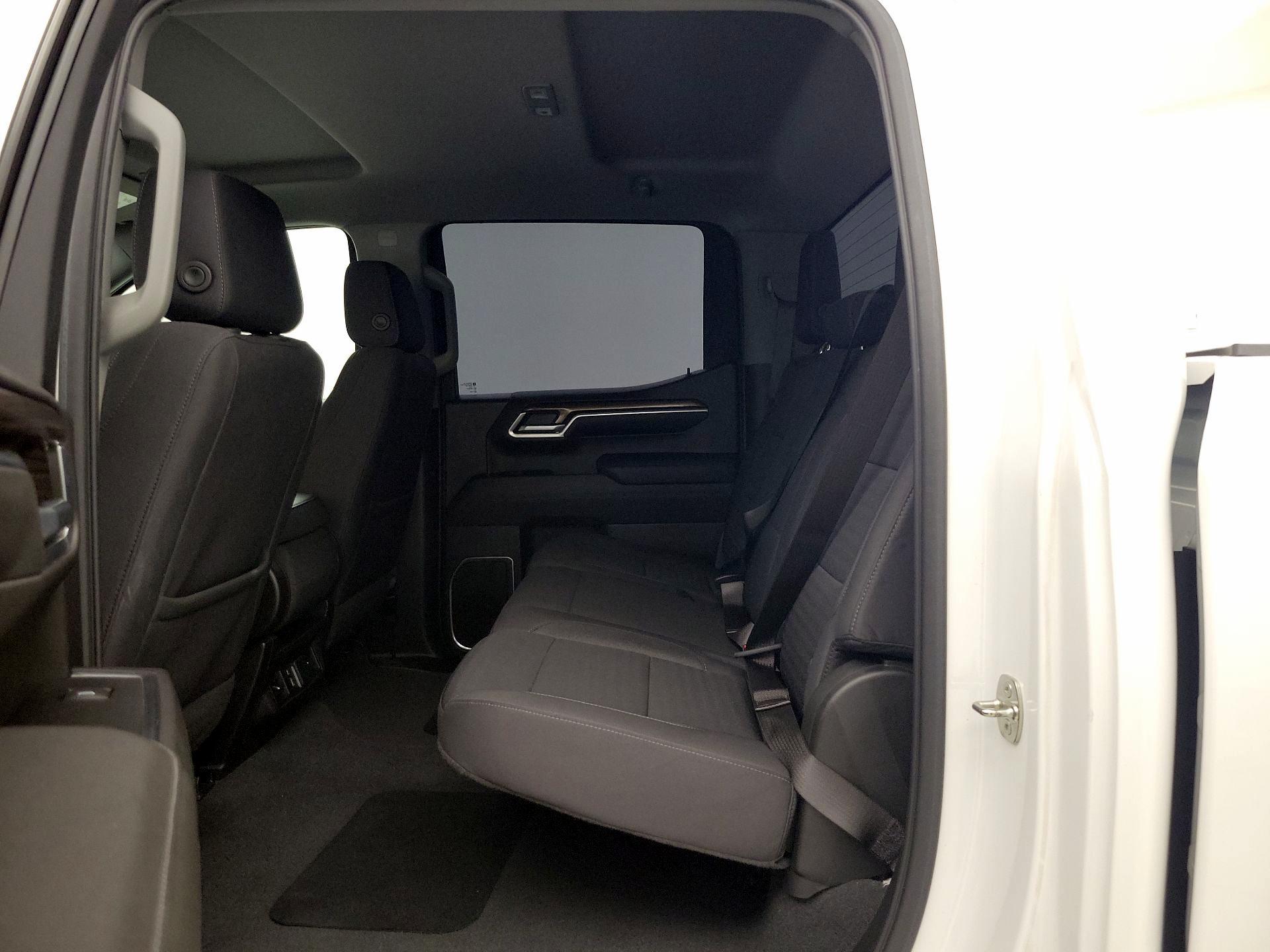 Thumbnail: 2022 Chevrolet Silverado 1500 - 19