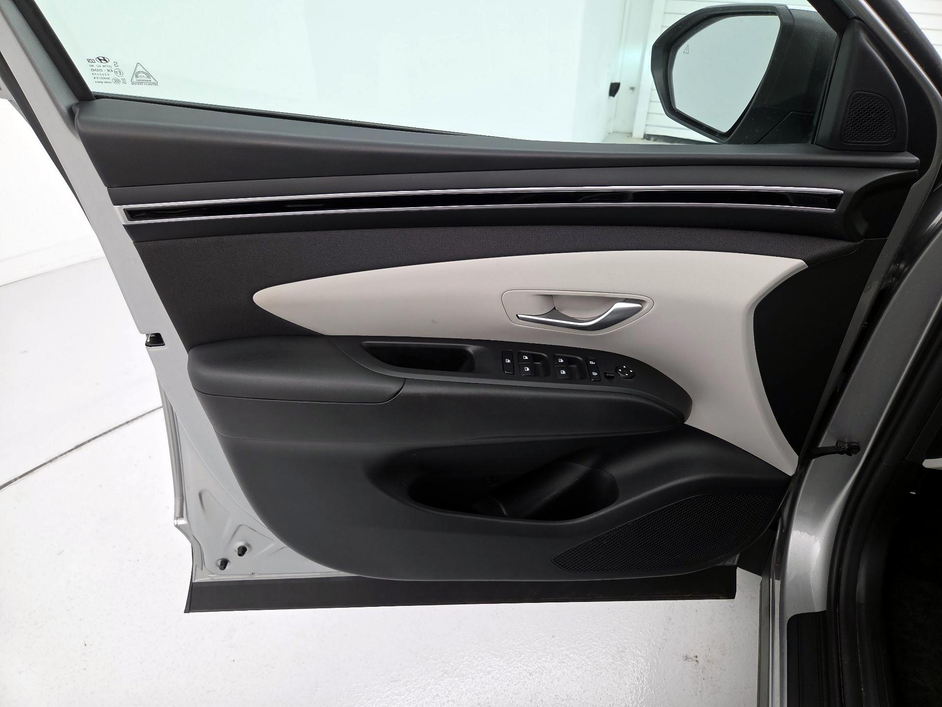 Thumbnail: 2023 Hyundai Tucson - 12