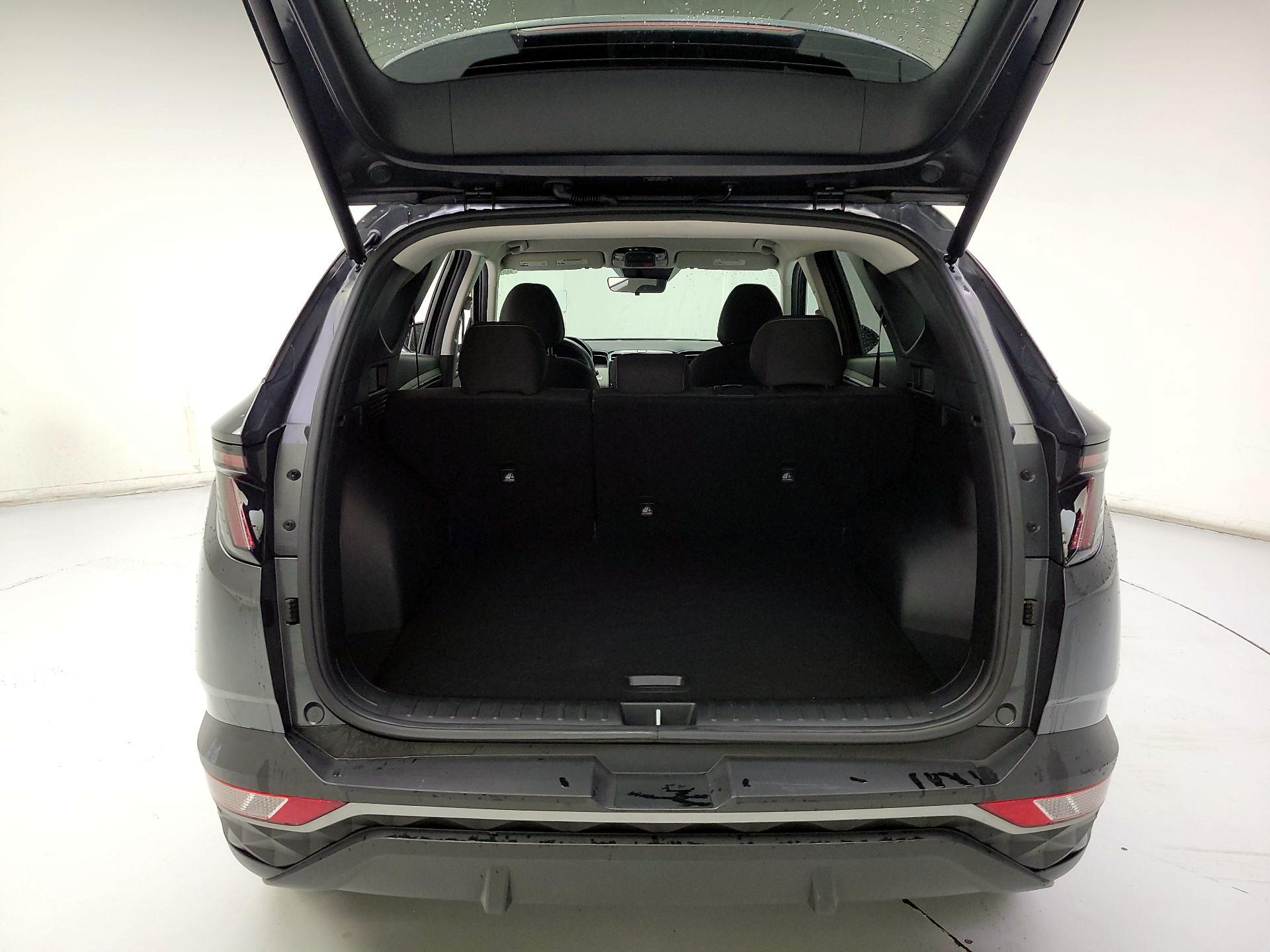 Thumbnail: 2023 Hyundai Tucson - 18