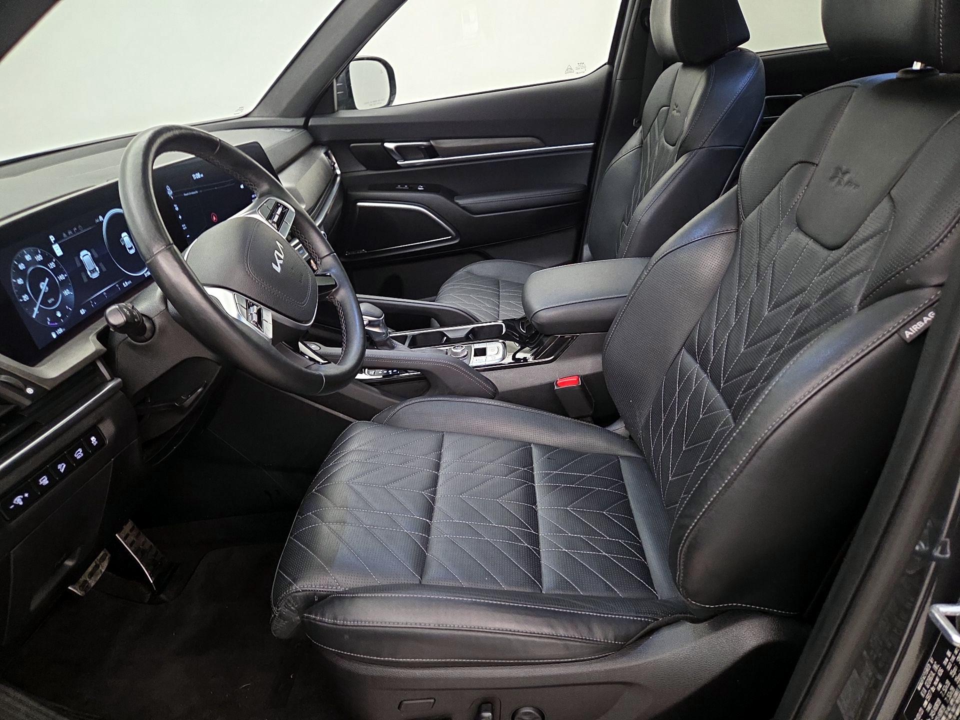 Thumbnail: 2023 Kia Telluride - 11