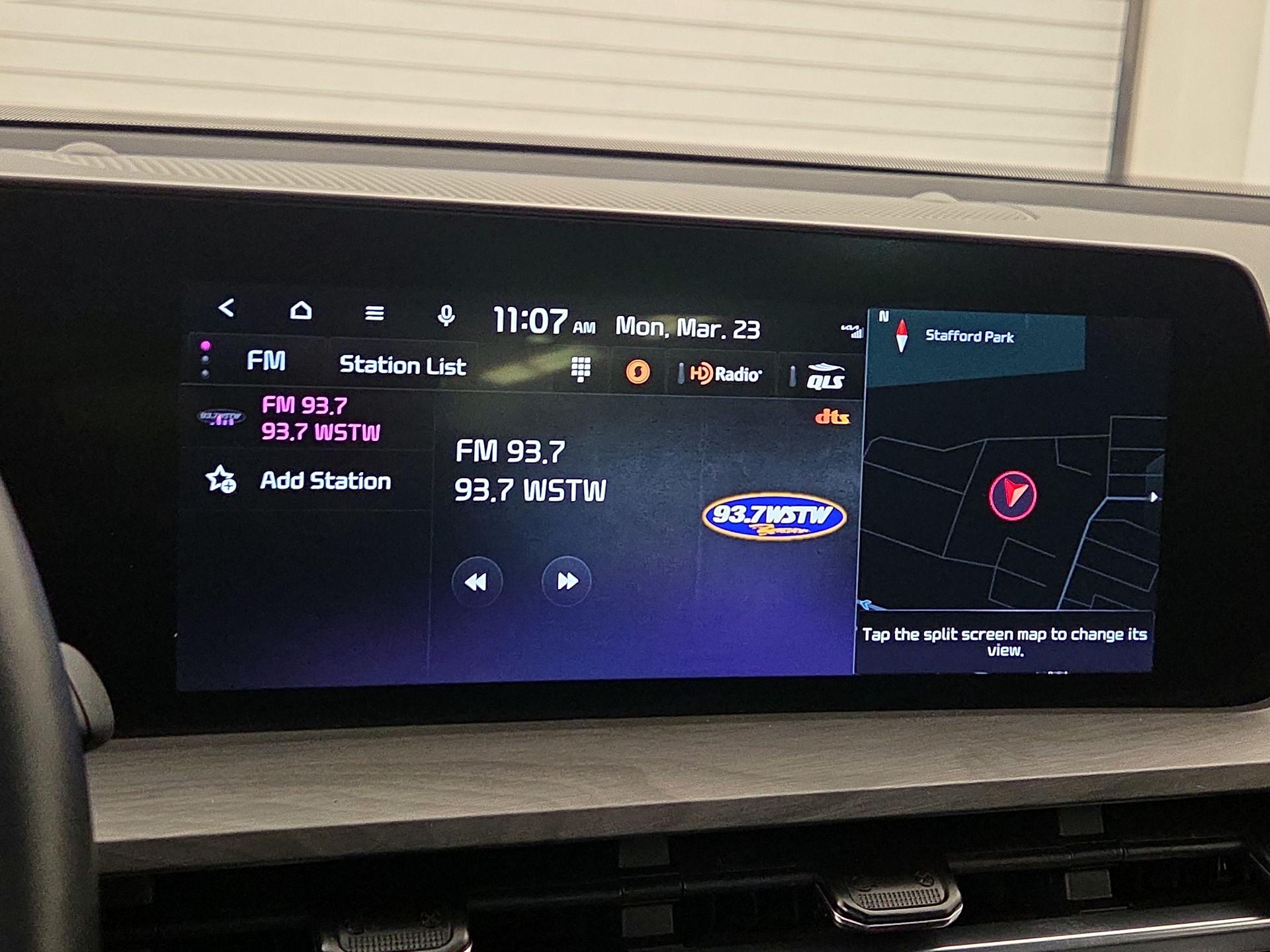 Thumbnail: 2023 Kia Telluride - 16