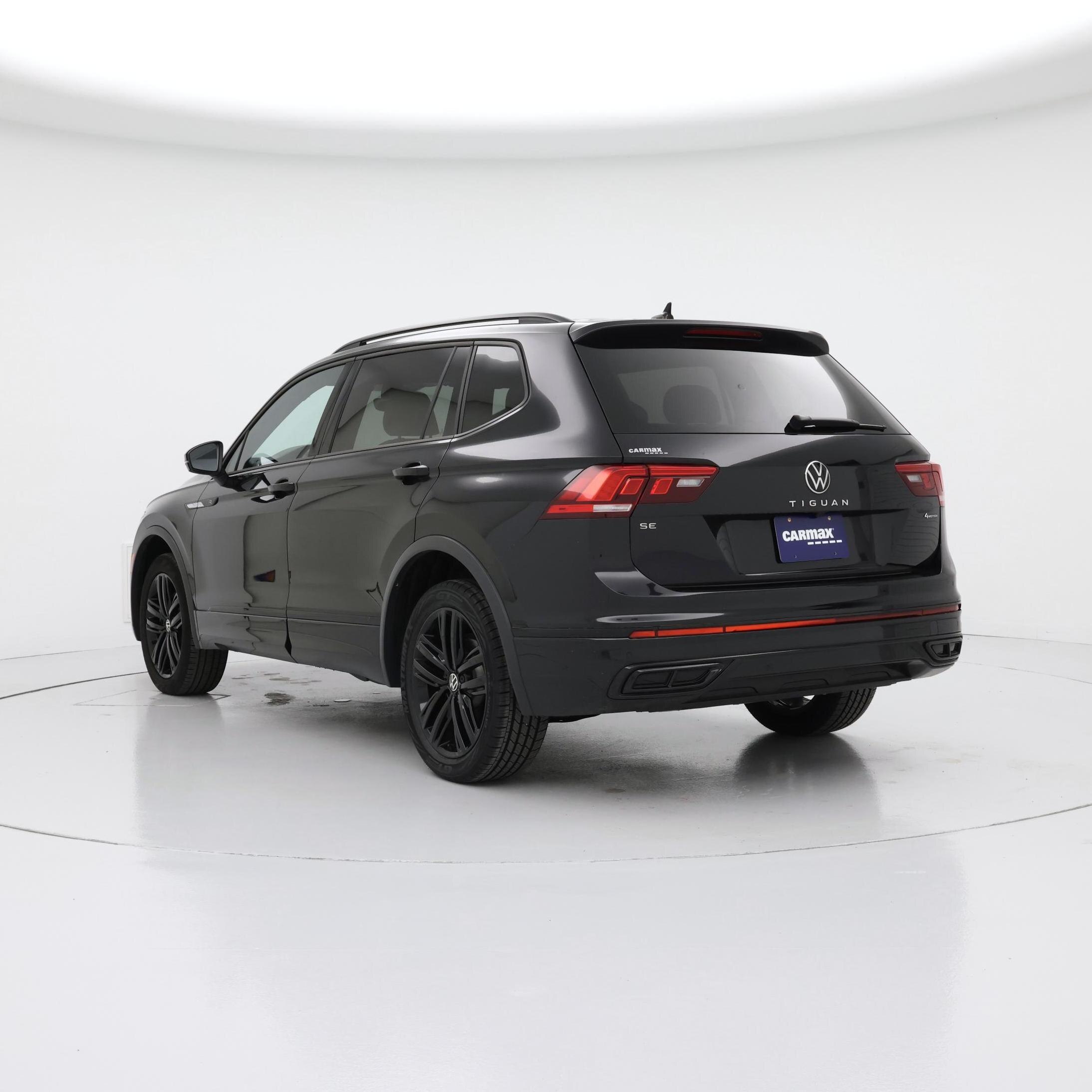 Thumbnail: 2022 Volkswagen Tiguan - 2